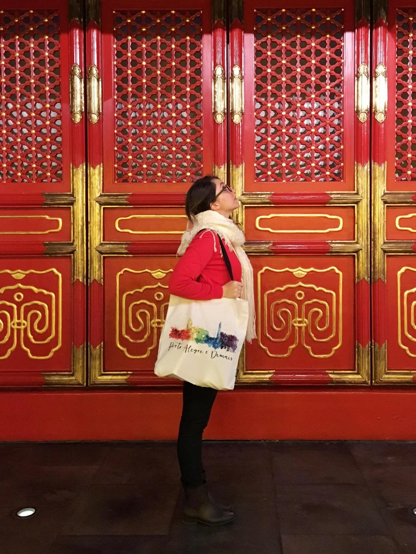 #tbt pra Betina de 2019, nem completando 1 ano de Canad&aacute;, carregando no ombro e no cora&ccedil;&atilde;o a saudade de casa.

Esse ano, comemorando o anivers&aacute;rio de Porto Alegre, minha cidade natal, aqui de pertinho 💚❤️💛

PS: essa tote