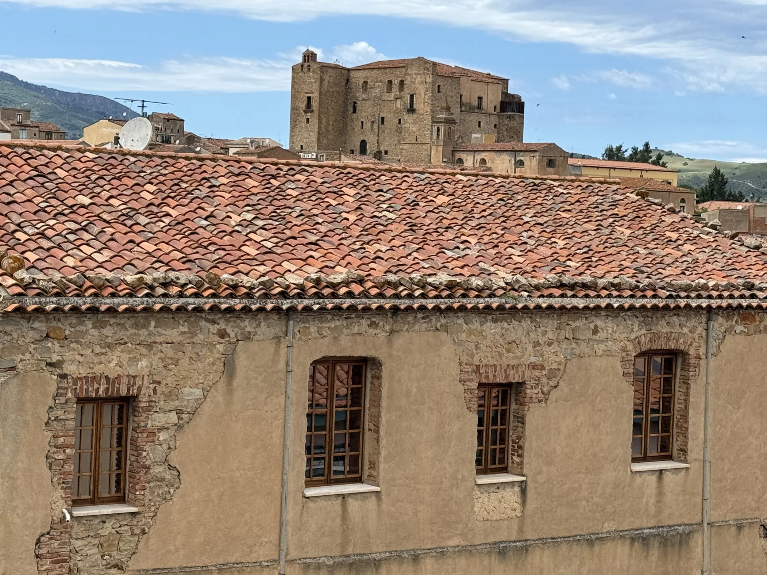 The Ivy Courtyard guest house Castelbuono Sicily