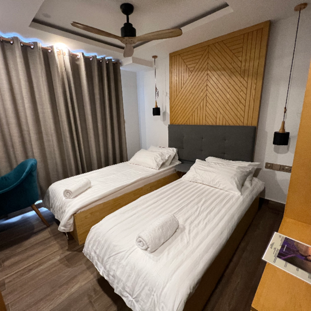 Family Suit Bed Room