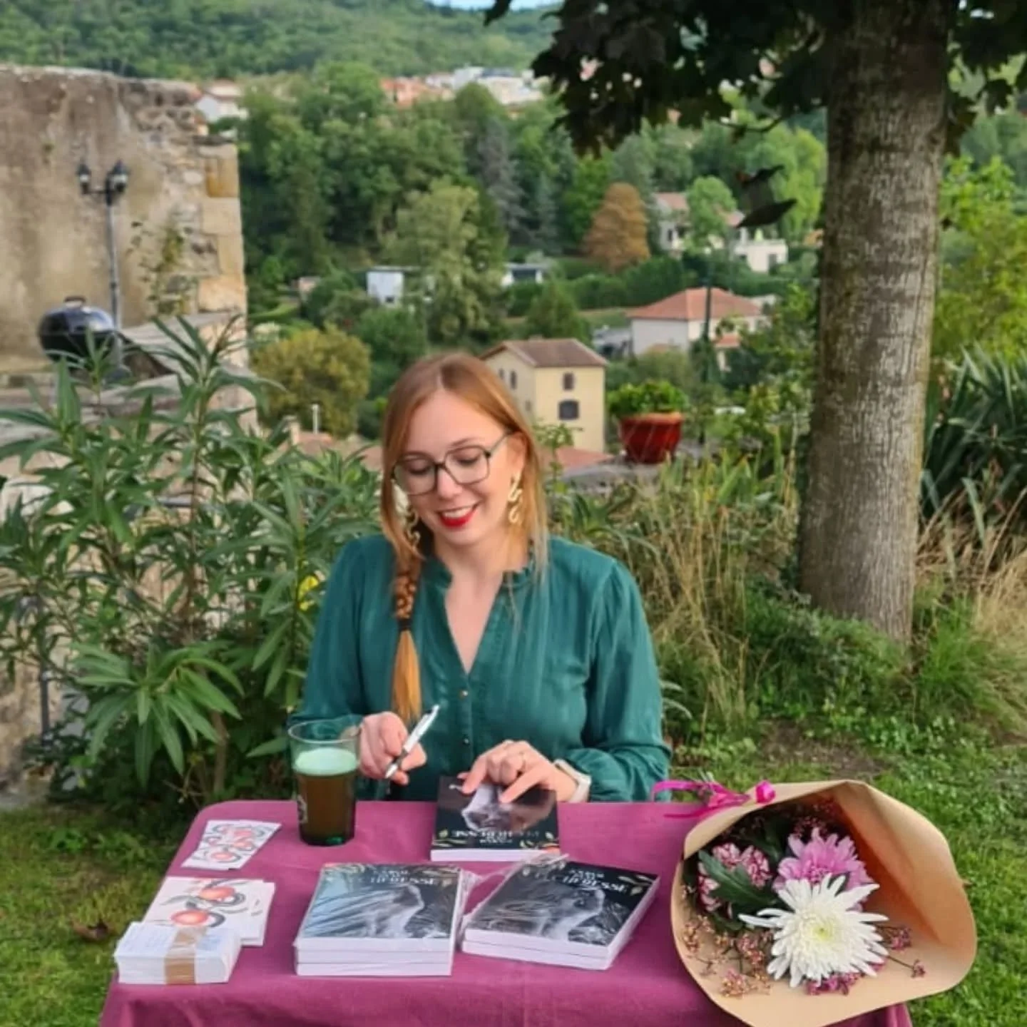 Le 27 septembre 2025 :   Sortie du livre Journal d’une pécheresse