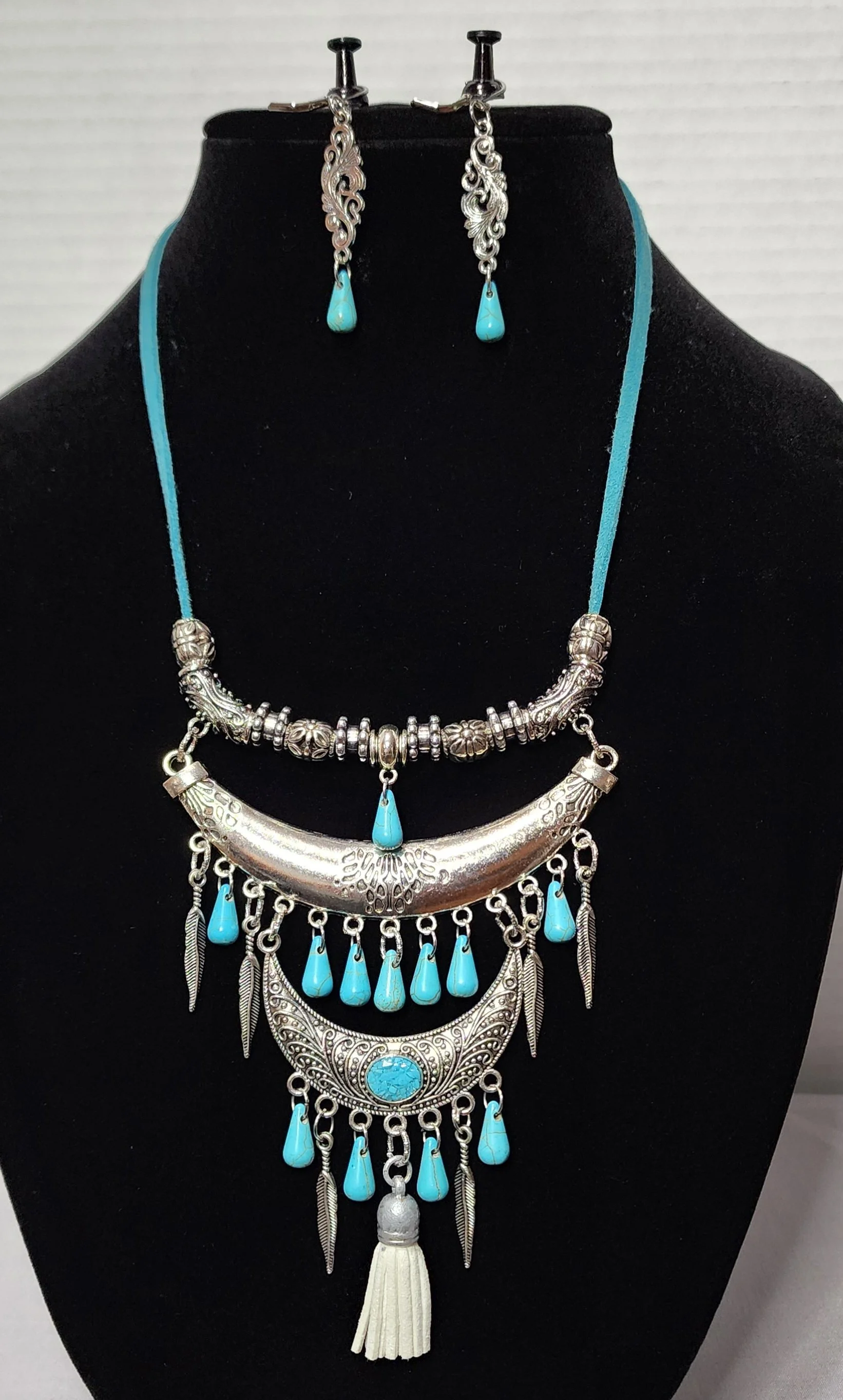 Agave Turquoise Statement Pendant & Earrings