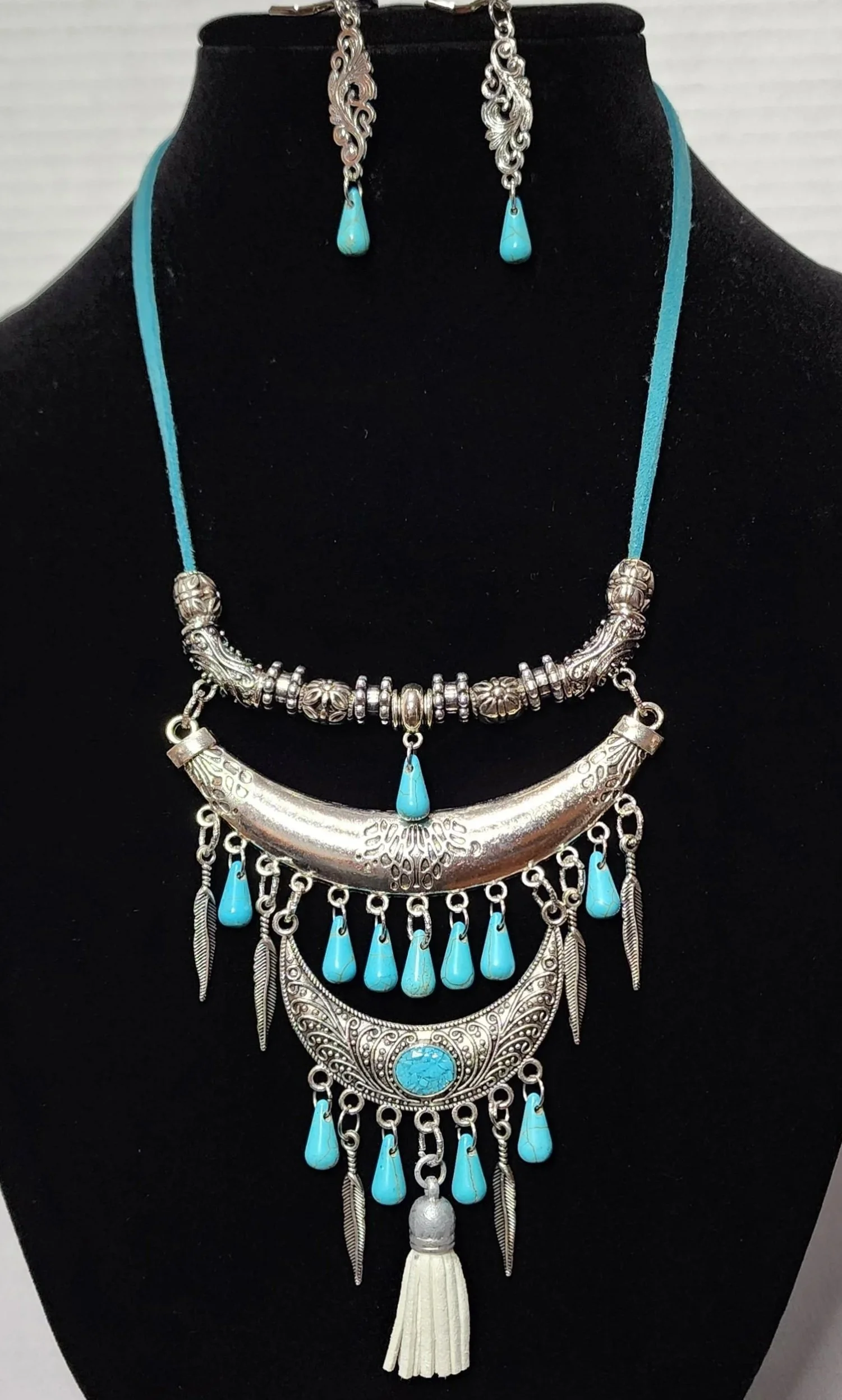 Boho+Turquoise+Necklace+and+Earings+1.jpg