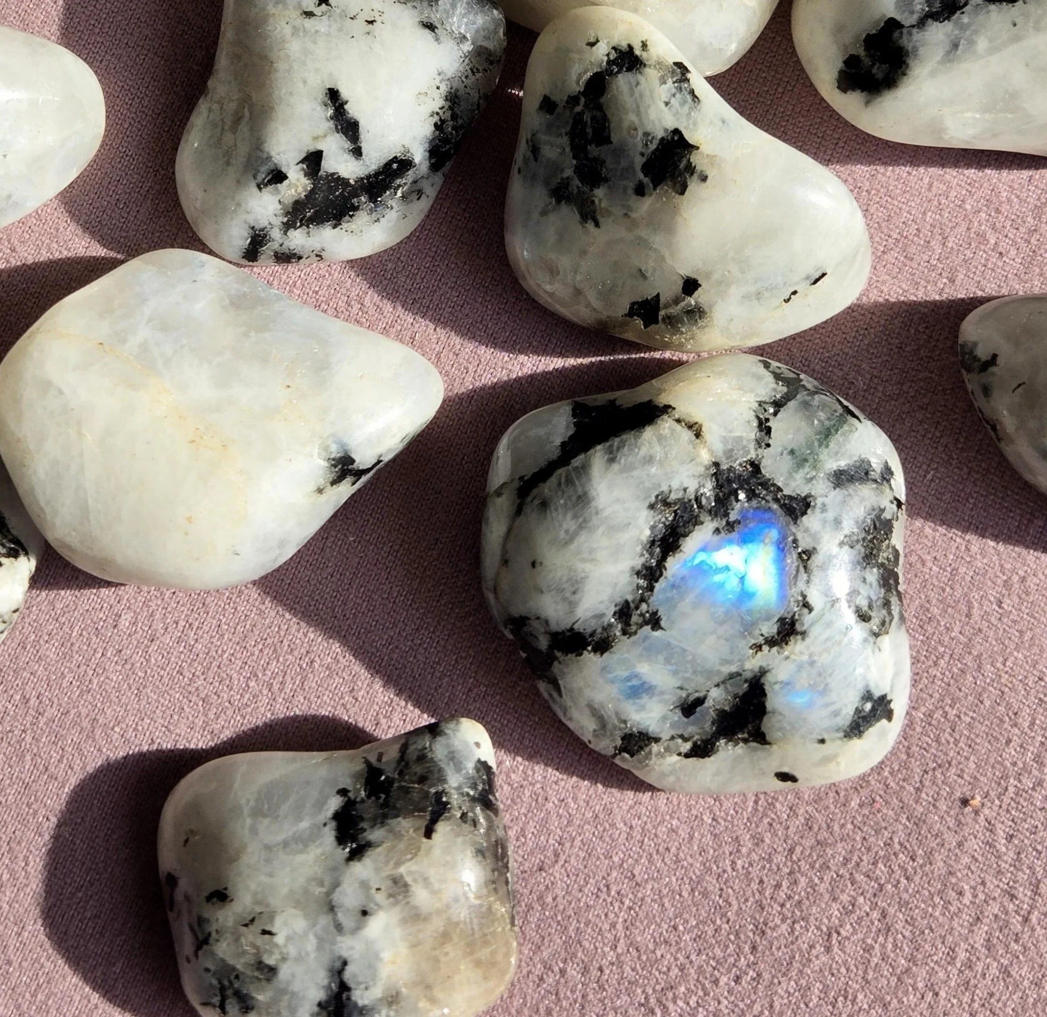 A moonstone only flashes when the light meets it just right.

This moment feels like that.

No forcing.
Just noticing what&rsquo;s already here.