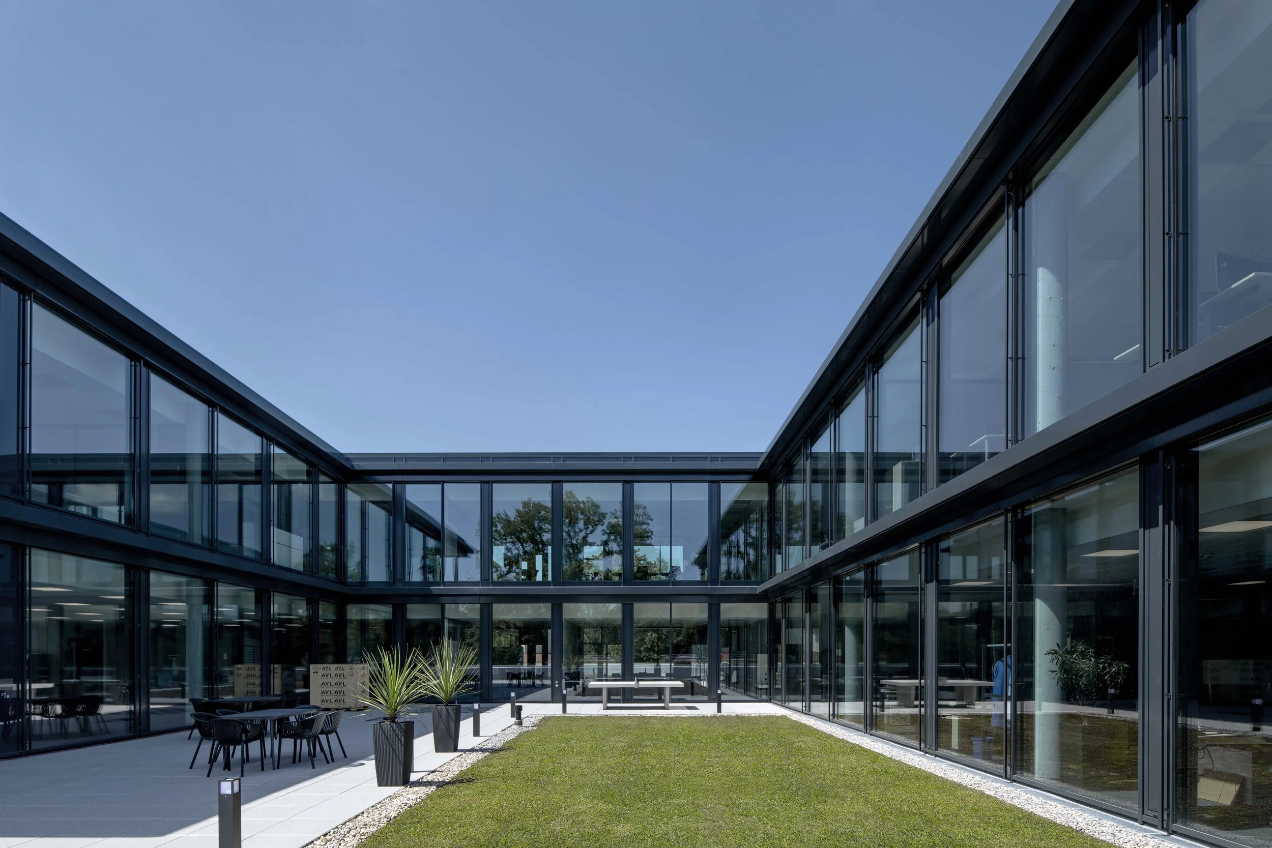 Neubau AVL SET Wangen_Seite_04.jpg