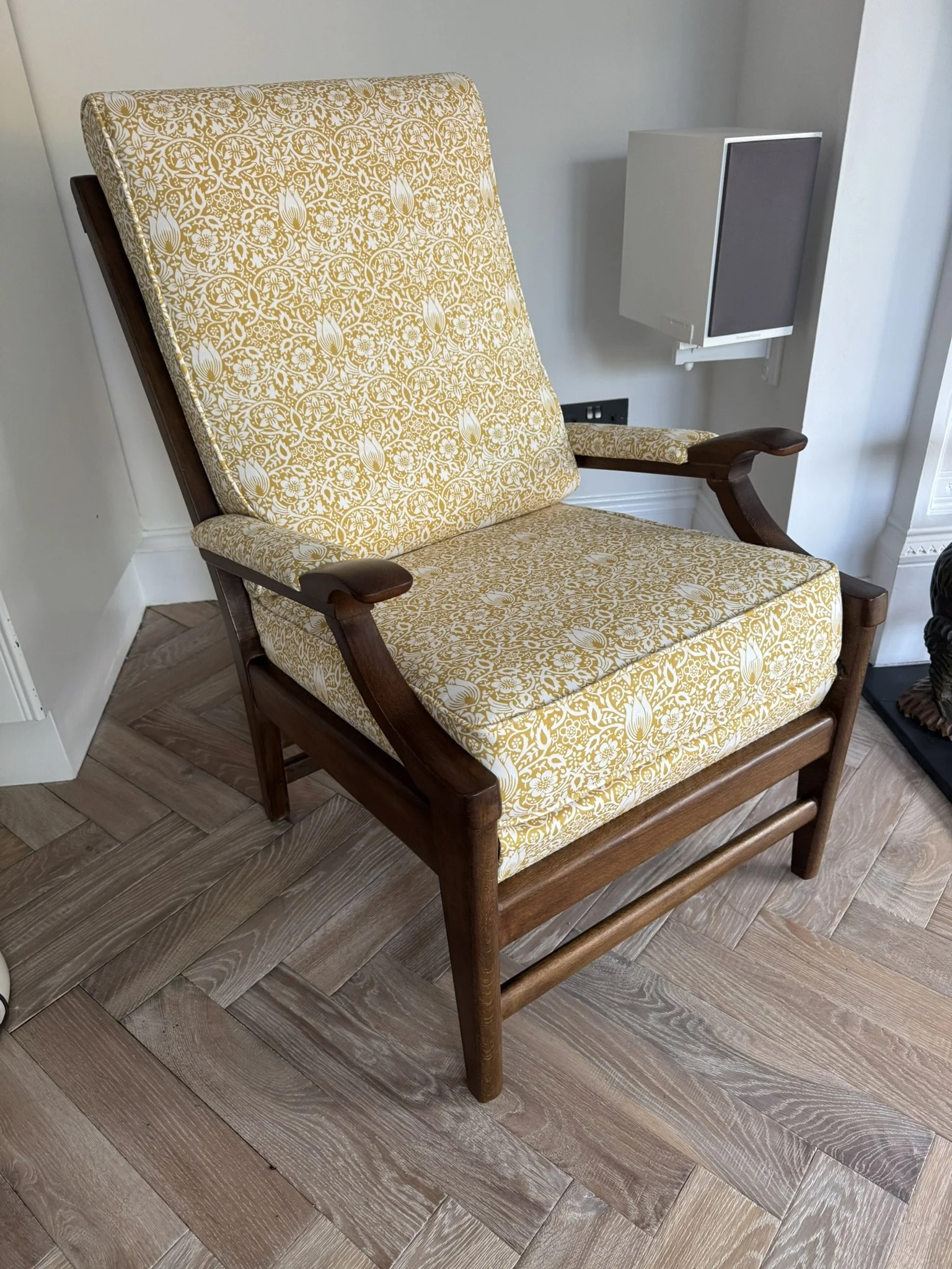 Cintique chair