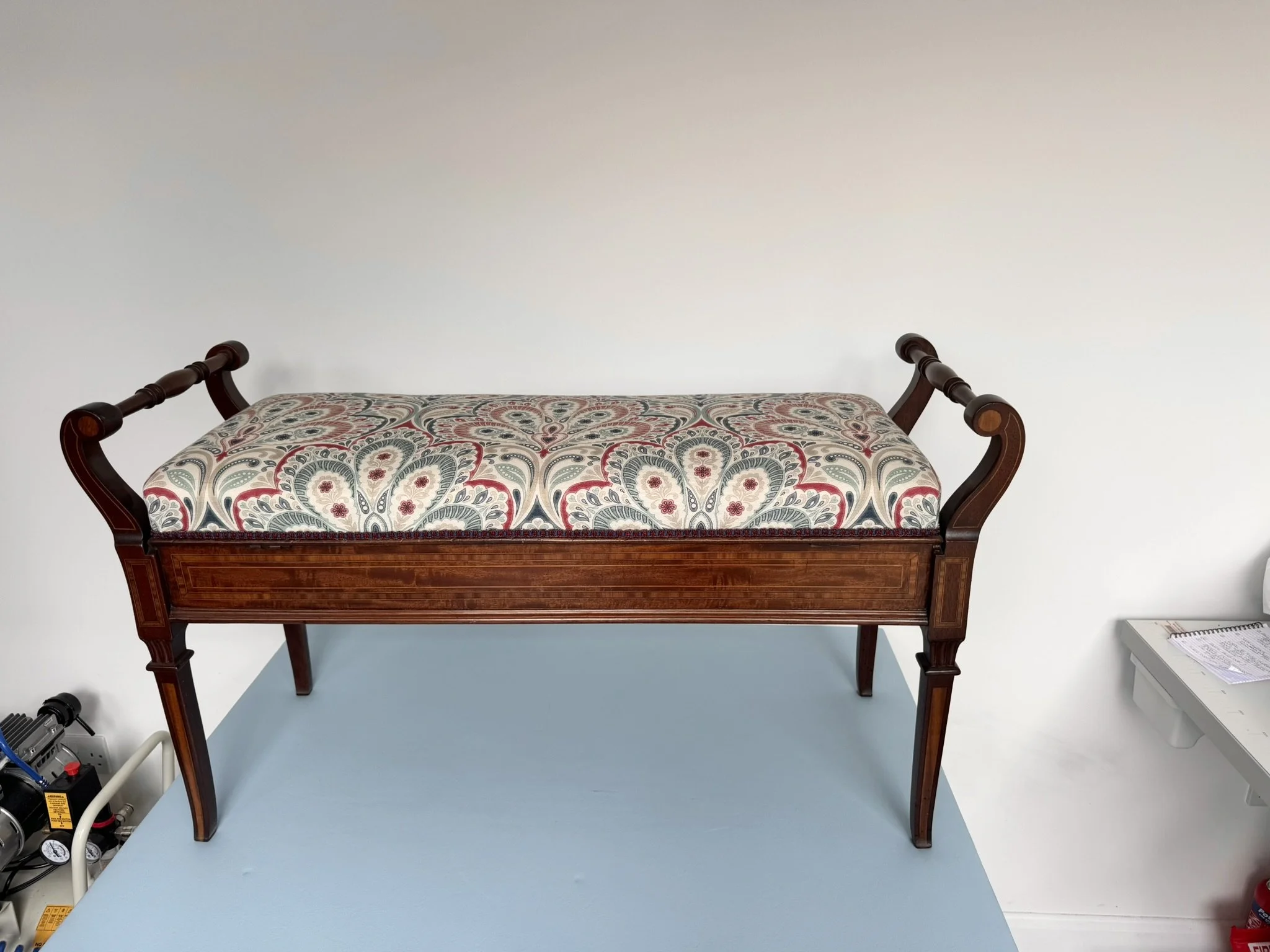 Piano stool