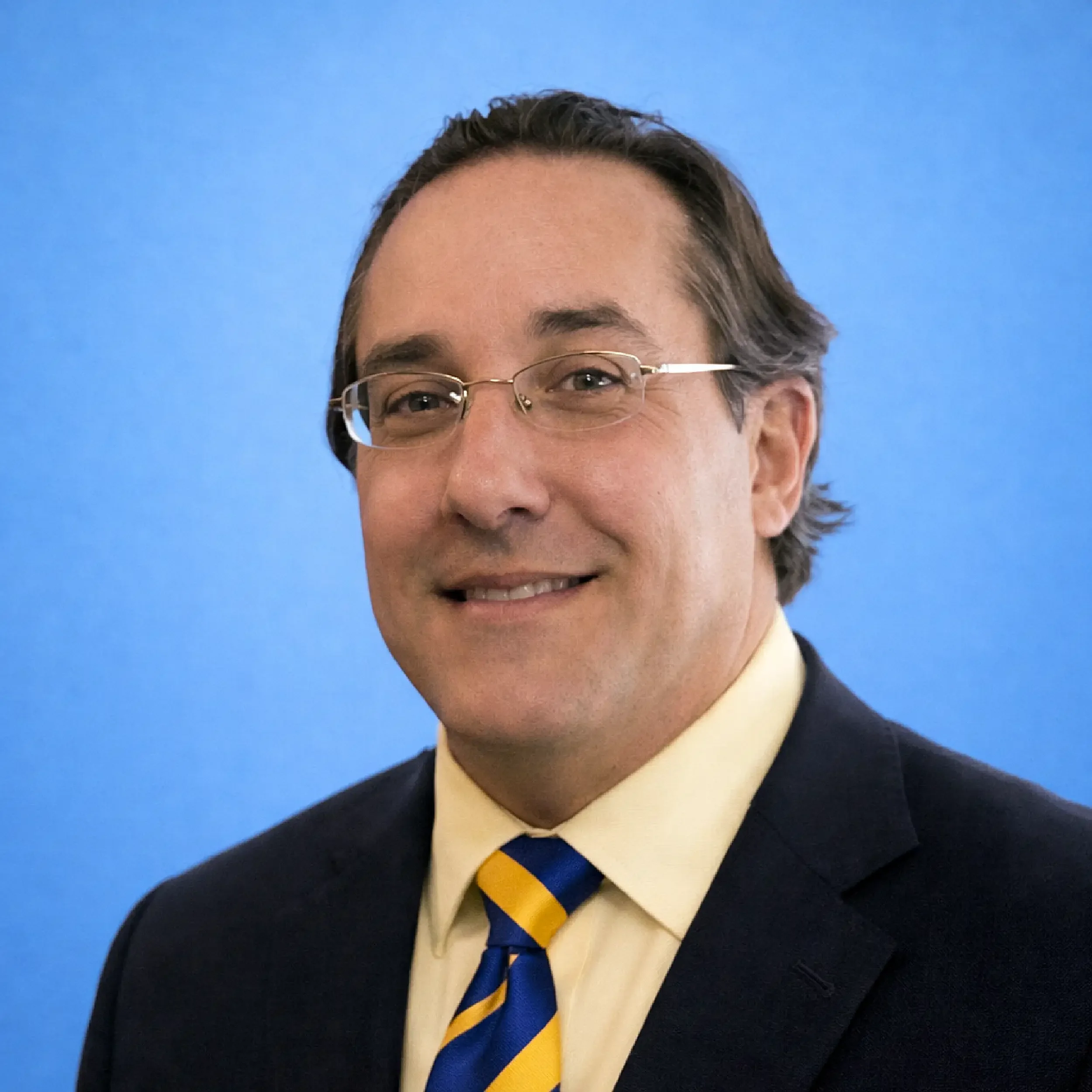 A headshot of Peter Labaki