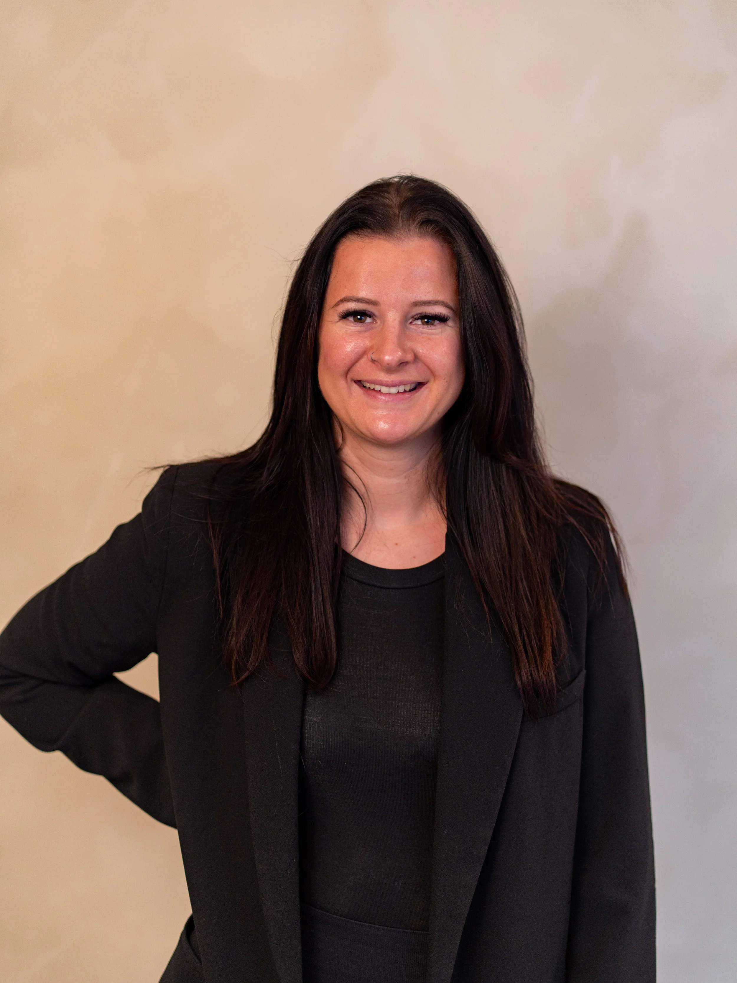 Laserbehandeling Deinze en Lievegem, weg laseren van huidimperfecties, laseren van gepigmenteerde laesies, moedervlekken, laserontharing, acne, couperose, steelwratje