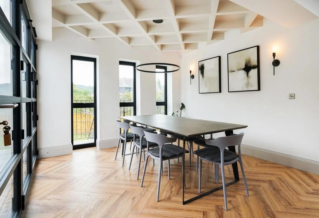 Dalewood Dining 2.jpeg