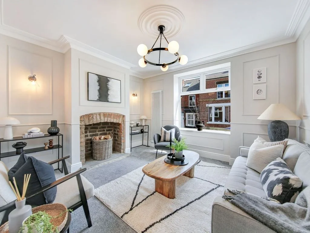 Derbyshire Lane 4.jpg