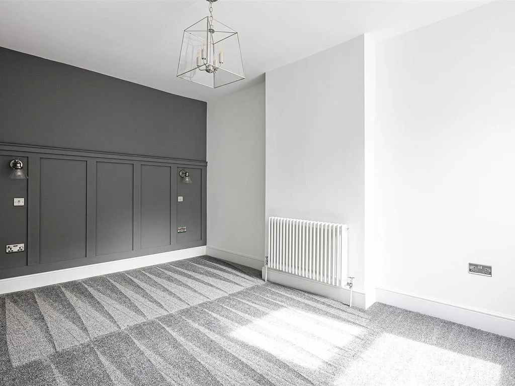 Hardbord Bedroom.jpg