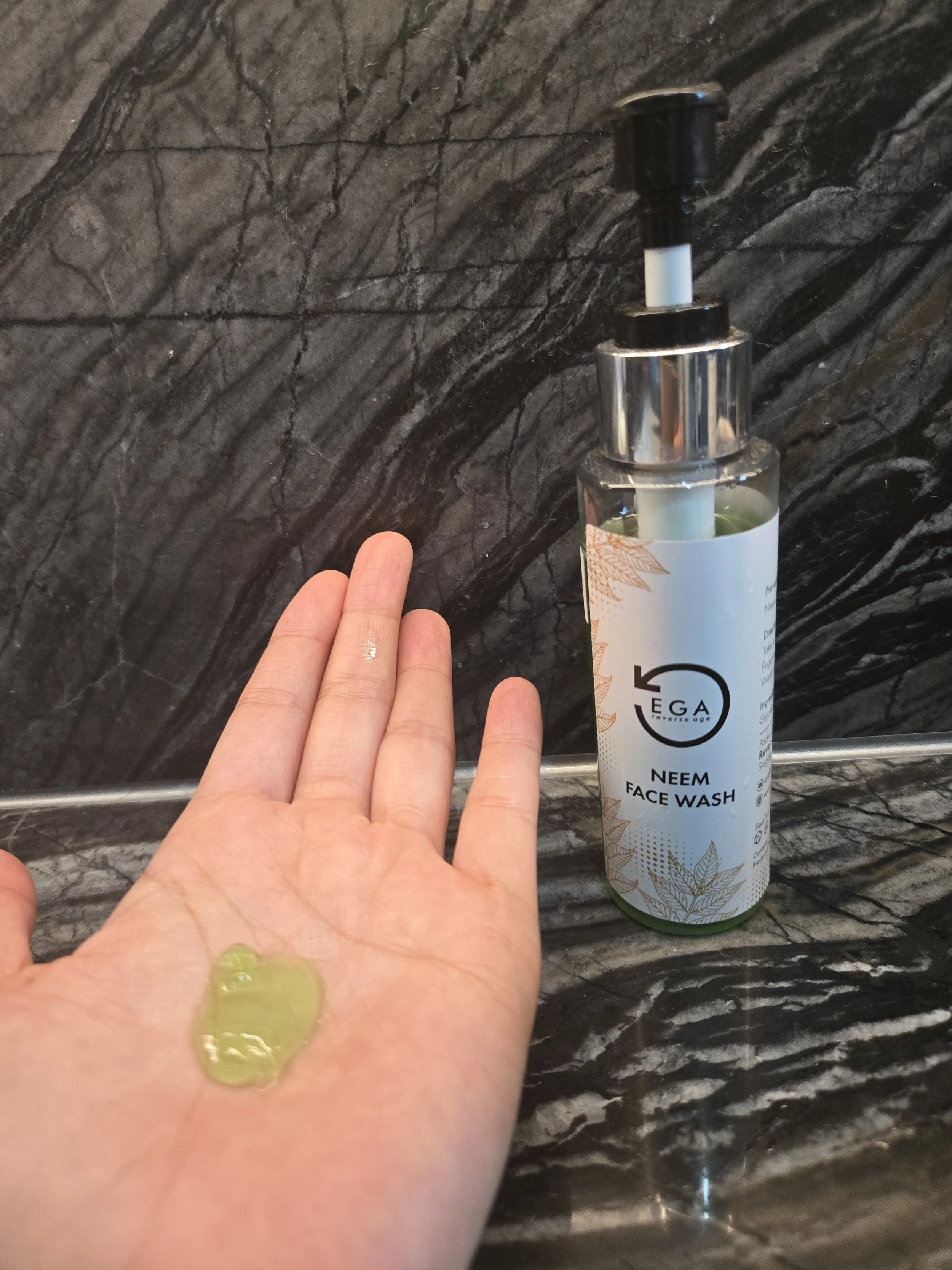 NEEM Face Wash 33SGD_3.jpg