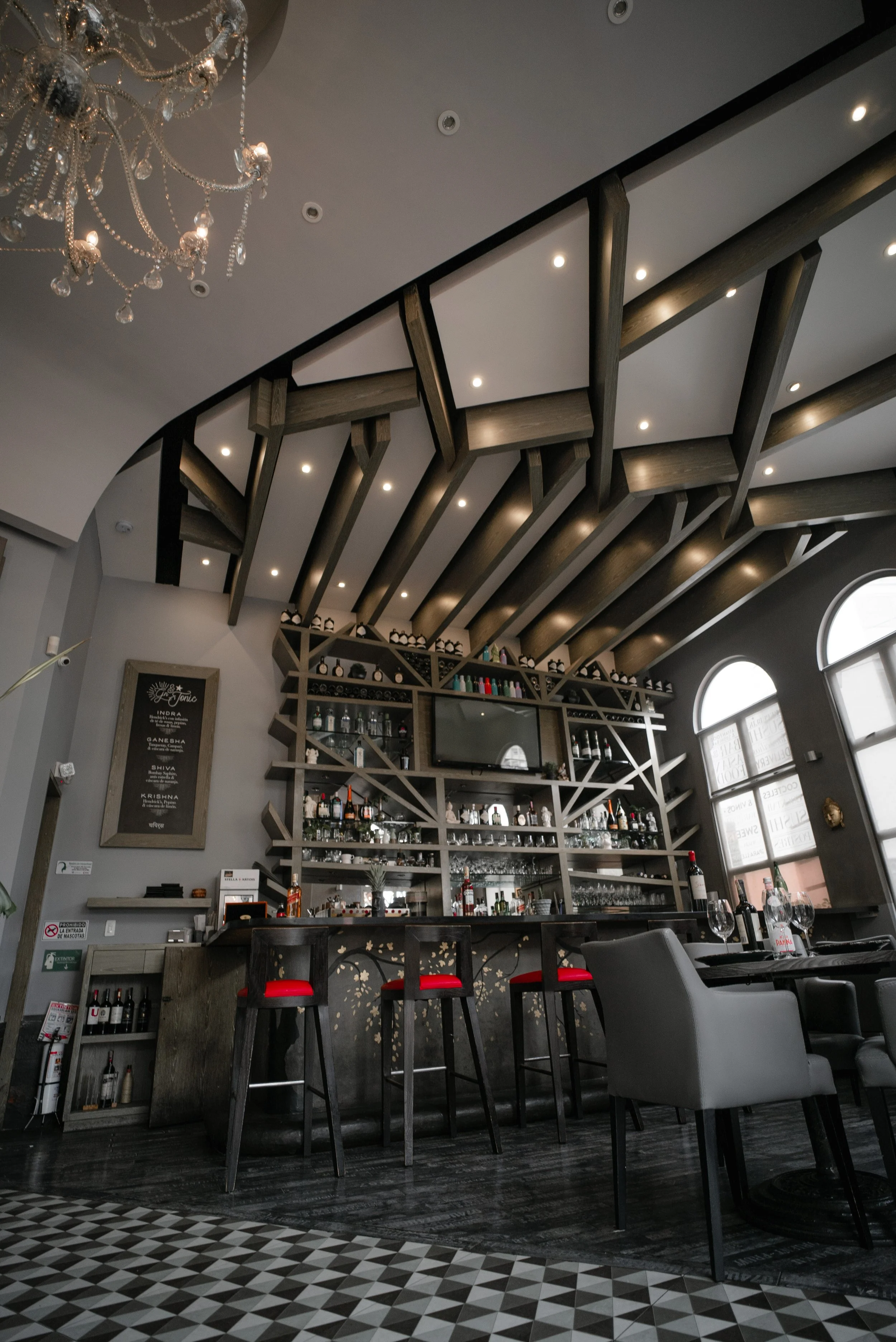 BAR DESDE LA ENTRADA MUSEO.jpg