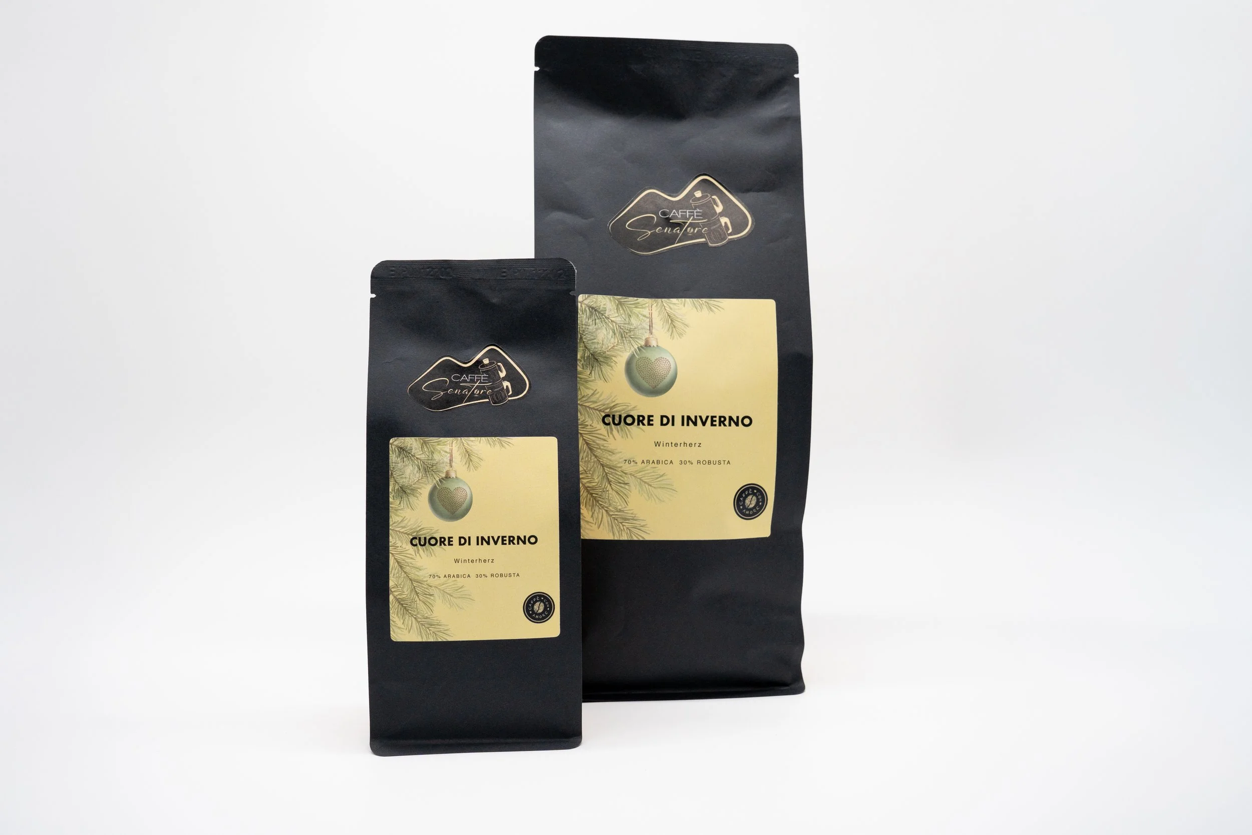Caffè Senatore Frontansicht der 250g und 1000g Verpackungen der Kaffeesorte Cuore di Inverno von vorne