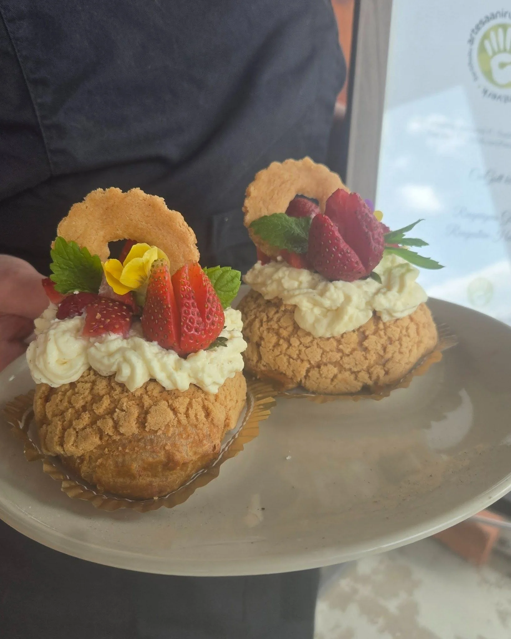 Uusi sertifioitu artesaaniruokatuote!

Saariston rengastien kunniaksi syntynyt. T&auml;m&auml; uskomaton leivos on nyt tarjolla@cafecargott 🍰

Saammeko esitell&auml;: Rengastien hehku 🍓

_______________

Ny certifierad mathantverksprodukt!

Skapad 