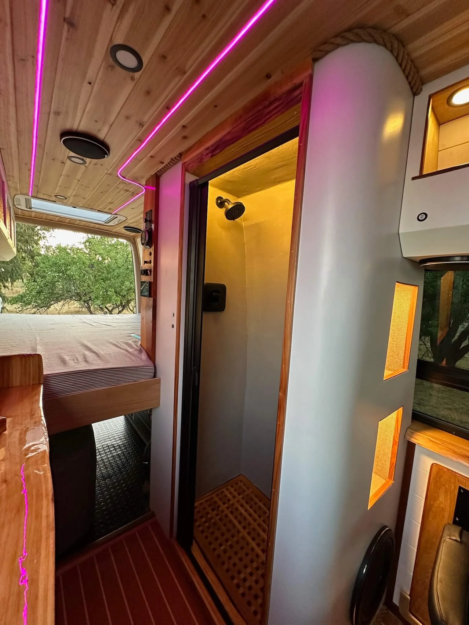 yolo-camper-vans-theos-van-18.jpeg