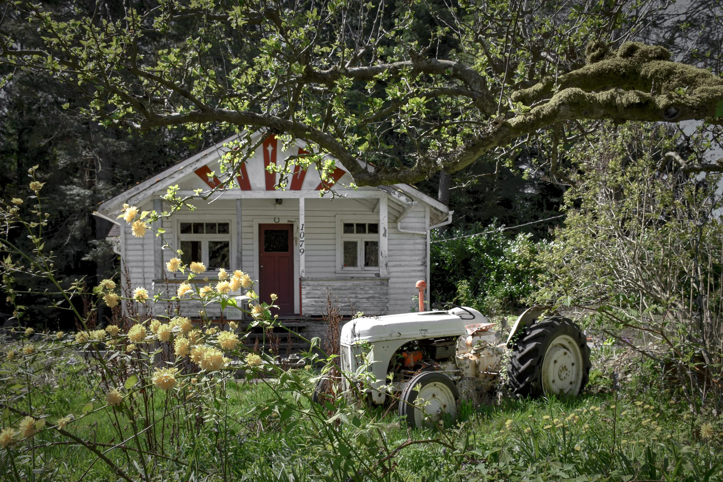 Tractor with cottage