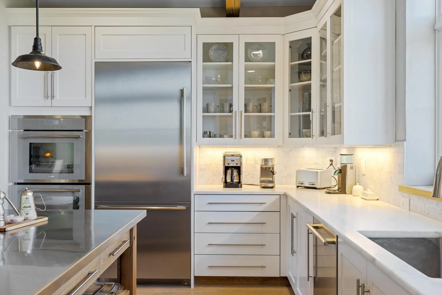 This kitchen is all about clean lines, crisp finishes, and thoughtful design. Every detail&mdash;from the cabinetry to the countertops&mdash;was crafted to create a space that&rsquo;s as practical as it is stunning. 

 #KitchenGoals #CleanDesign #Cri
