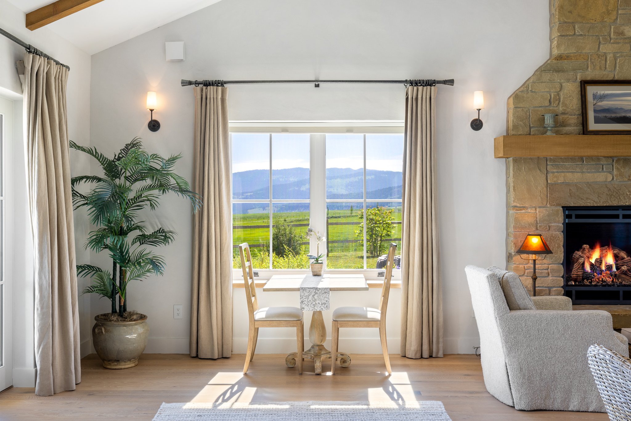 168 Hawthorne-034.jpg