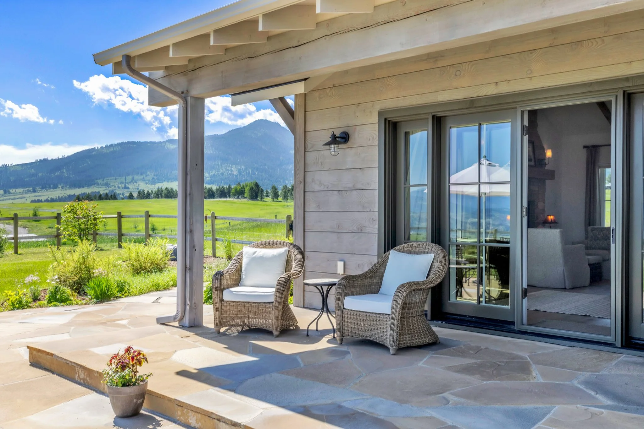 168 Hawthorne-075.jpg