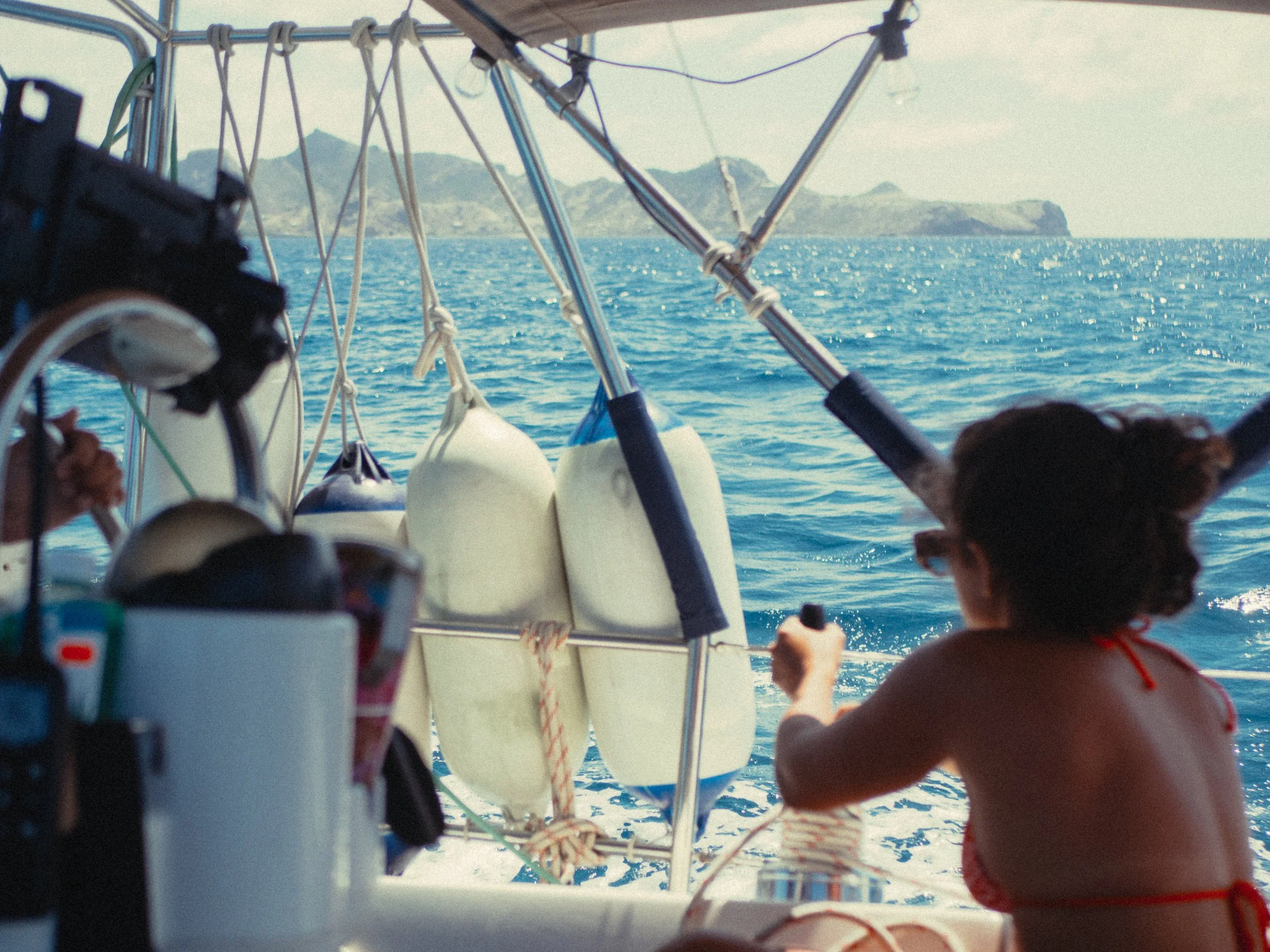 Alex Crank_2 Hayley Thomas.jpg