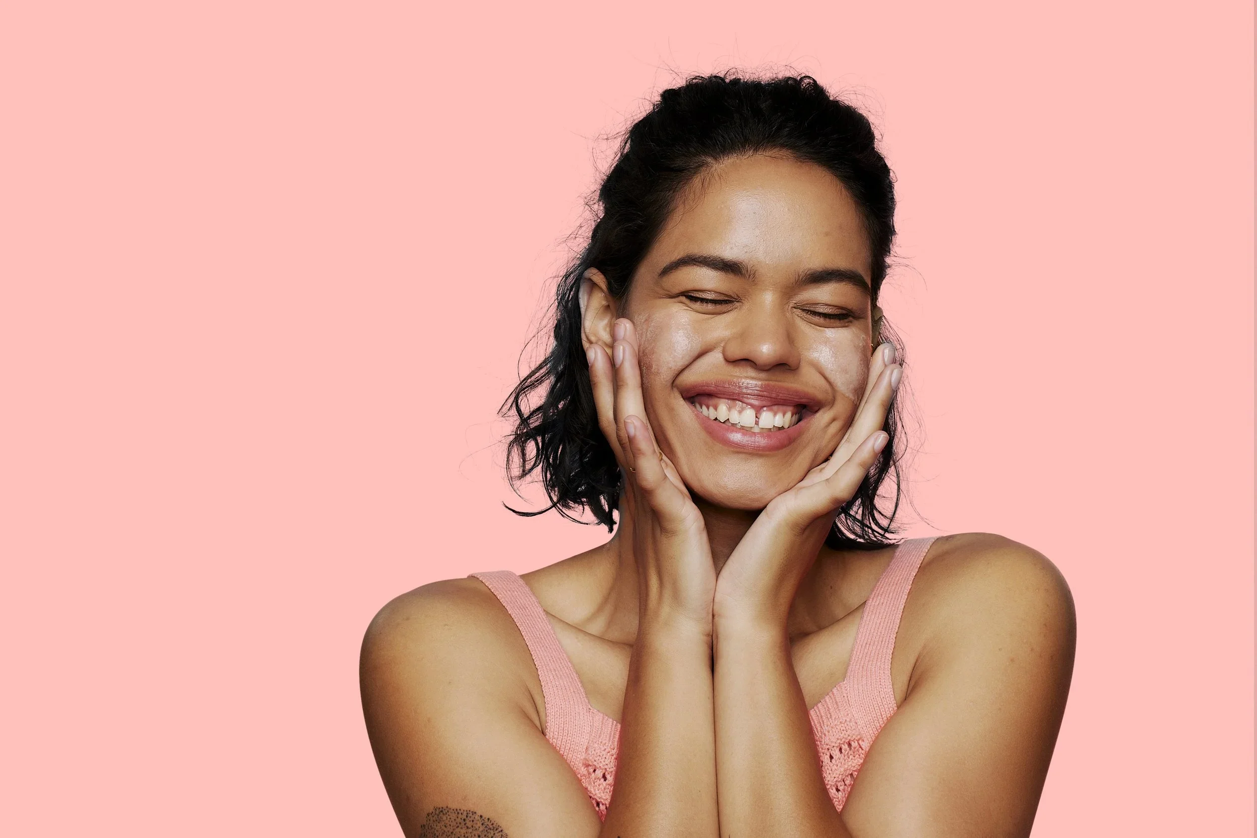 CNC_PEONY_16_ESSENTIALS_FOAMING_FACE_CLEANSER_LILLI_2352.webp