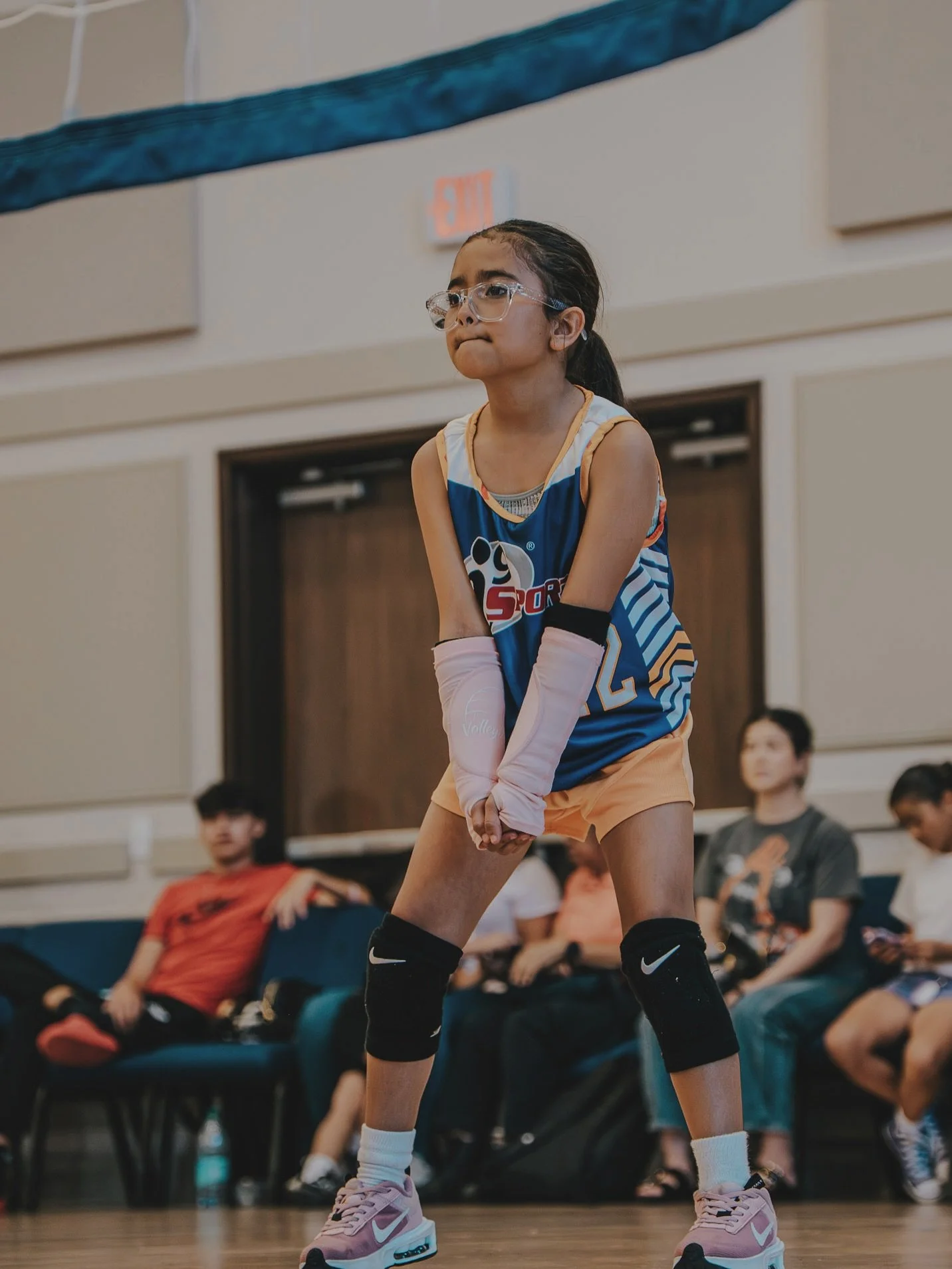 Locked in. Game face on. 🏐🔥

#EchoesAndIvyStudios #SportsPhotography #VolleyballLife #YouthSports #SanAntonioVolleyball #GameDayVibes #ActionShots #SportsPortraits #AthleteFocus #SportsGallery #sanantonio