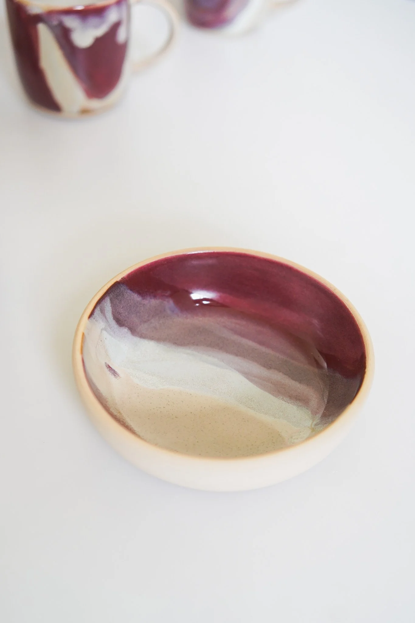 Everyday Stoneware Trinket Dish - Marbled Cranberry