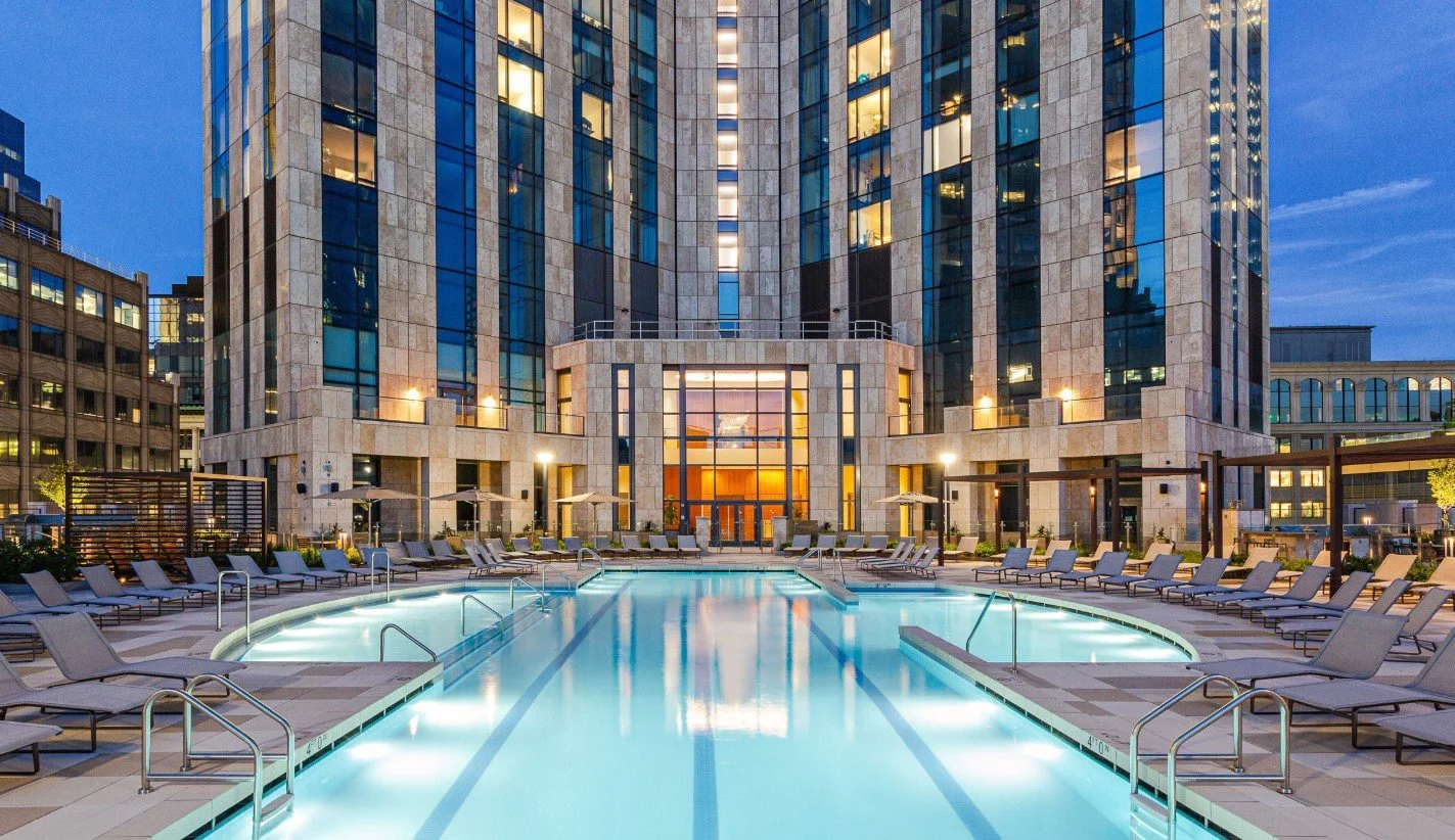 99 Hudson Pool