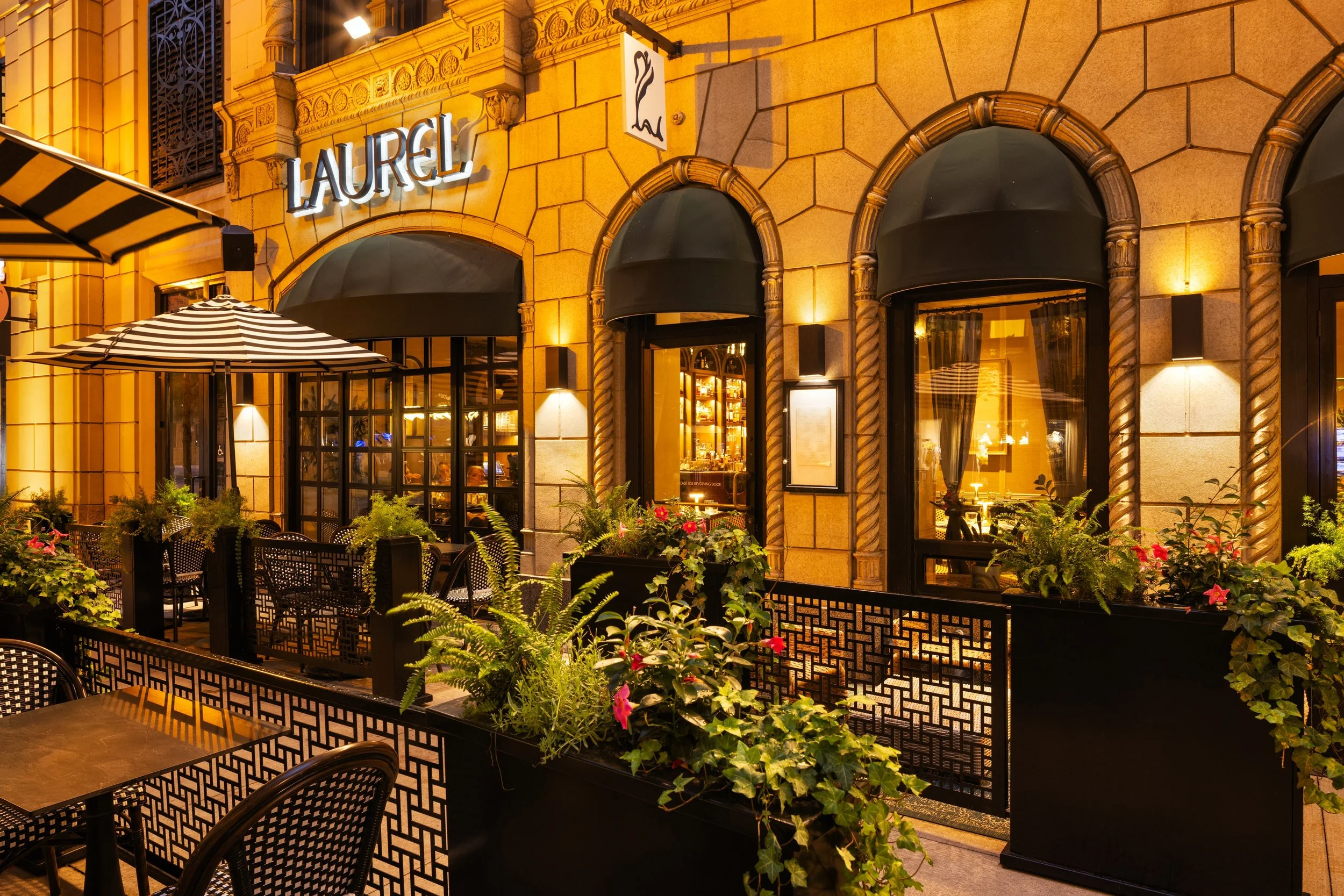 LAUREL - restaurant view