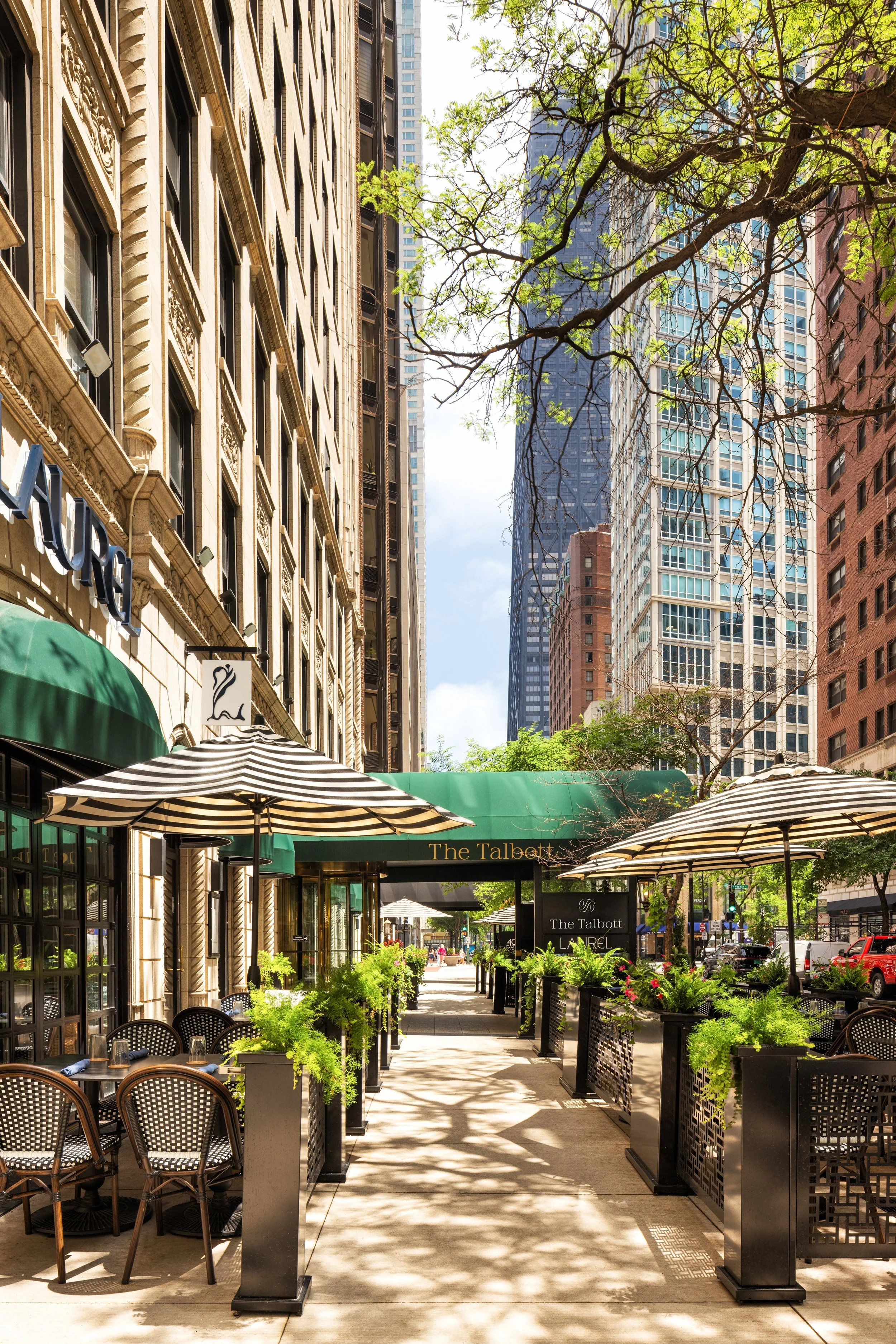 LAUREL patio sidewalk view - The Talbott Hotel