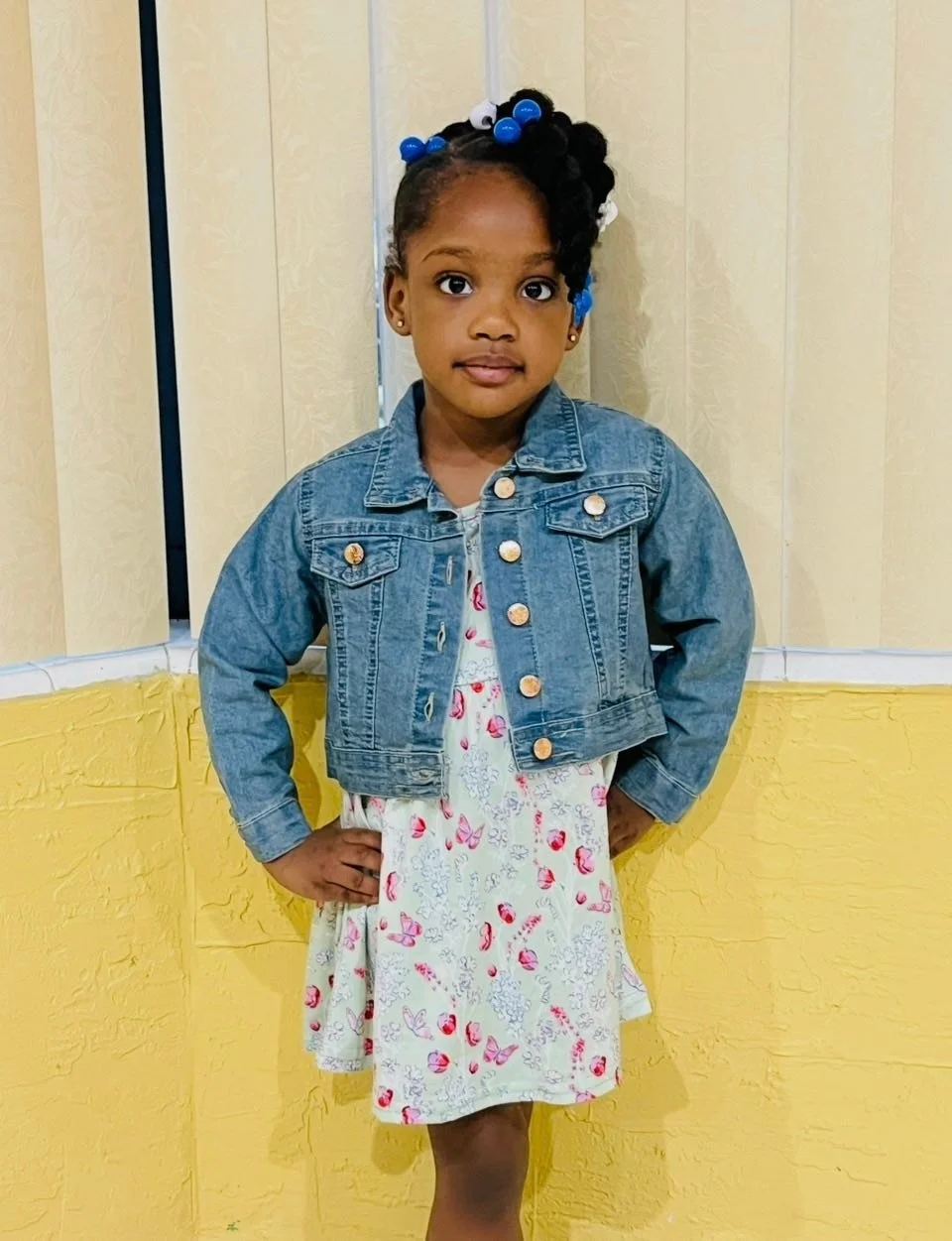 Facebook, help me wish my Niece (my comedian and musical twin) Maritza a joyous birthday! Maritza is loving, anointed, loves to sing and worship, an emerging prayer warrior with faith, super fun and a scholar. You are the joy of your house!

I am so 