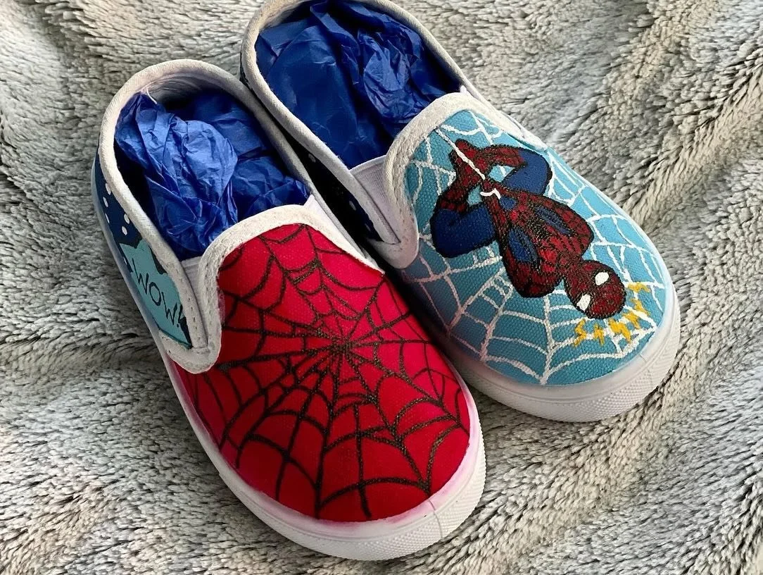 &ldquo;My spidey senses are tingling&rdquo;⚡️ These were so fun to do 🕷️
Central Illinois!
Interested in receiving these shoes or helping us create them? 
Contact us:
Call or Text: 309-550-4710
Email: victoria@artaltruistic.com
#LittleFeetBigDreams 