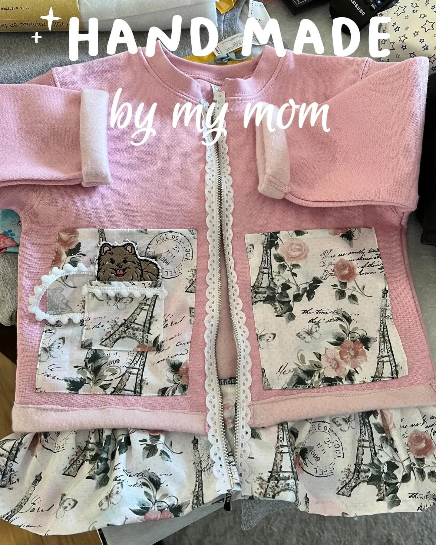 Artist Shout Out! 

Medium: Clothing/embroidery 

Artist: my mother 

She calls them Pocket Puppies 🐶🤍

I love how creative she is! 🦋 

She doesn&rsquo;t have social media but her Etsy is LittleLennoxx

#embroidery #kidsclothes #etsyseller