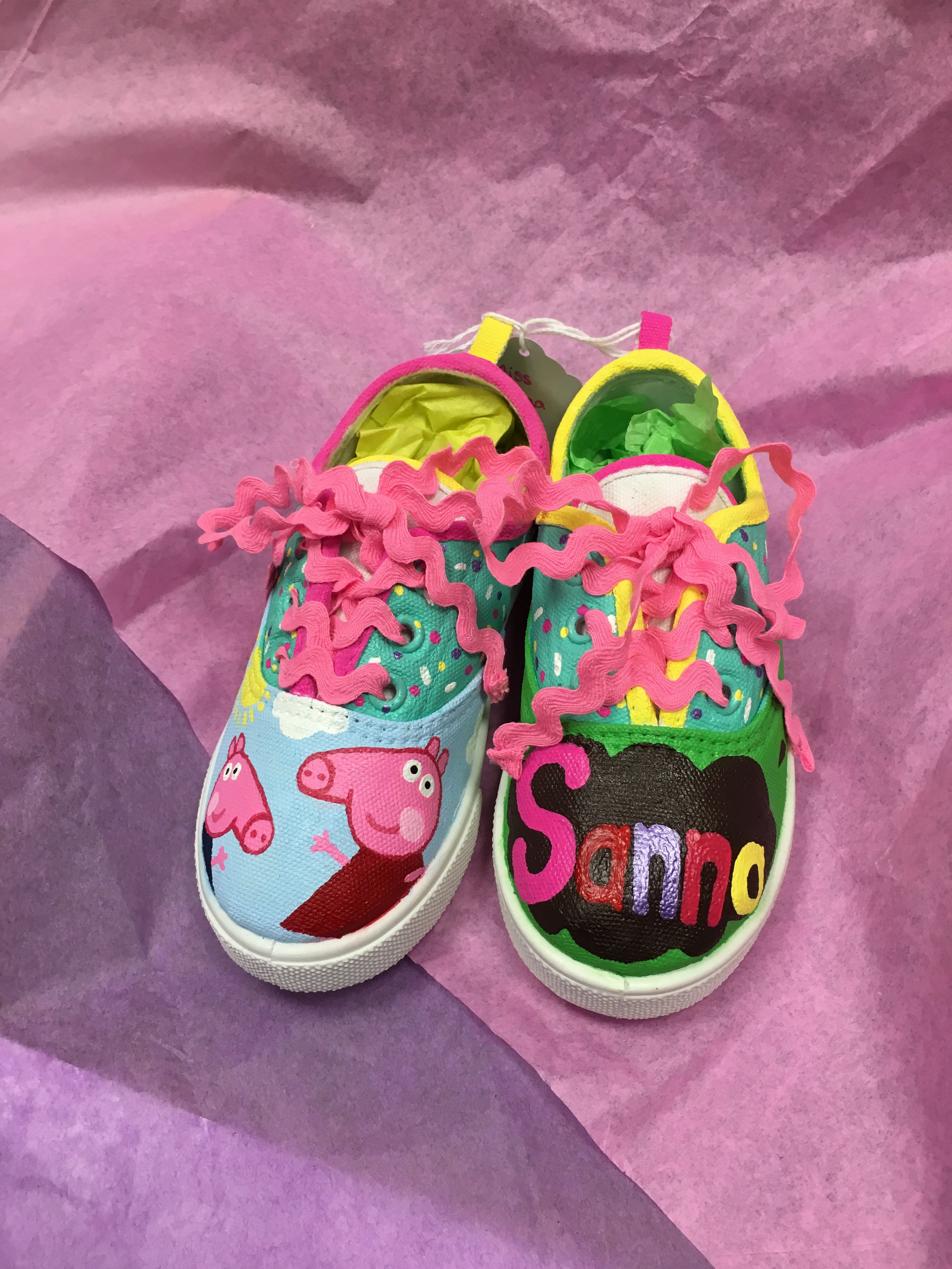 Peppa Pig Custom..JPG