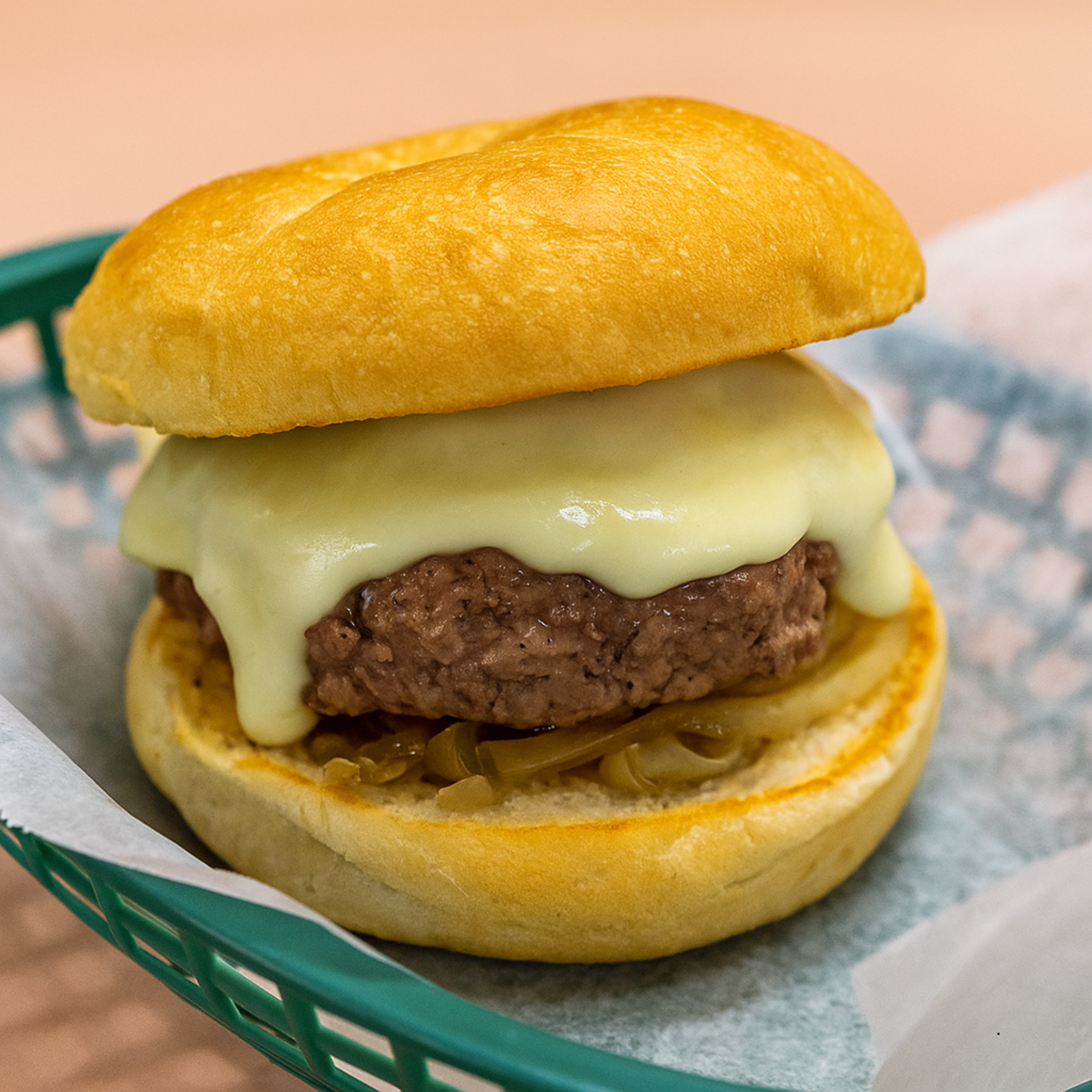 Steamed Cheeseburger