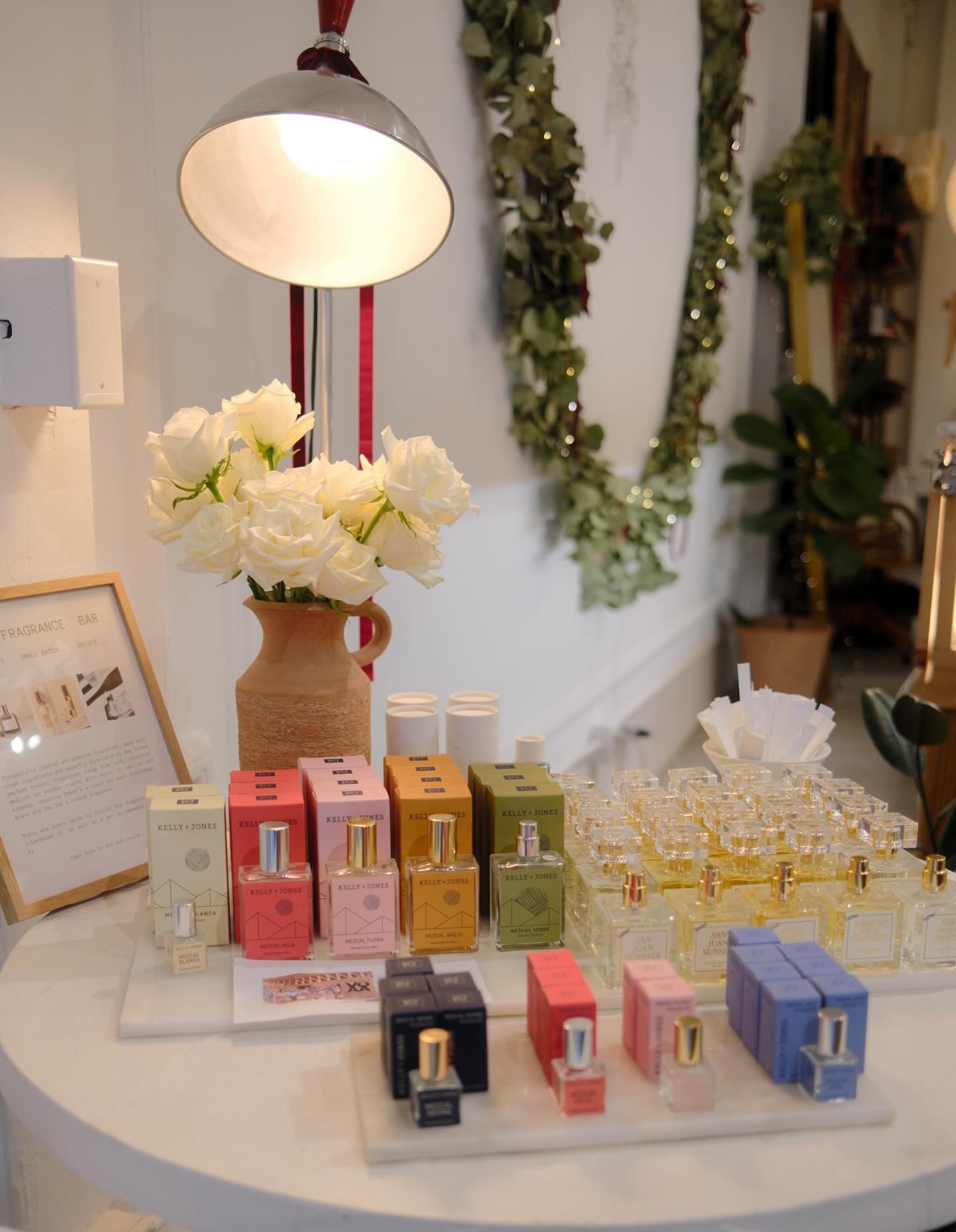 christmas at @manna.shop 🤍