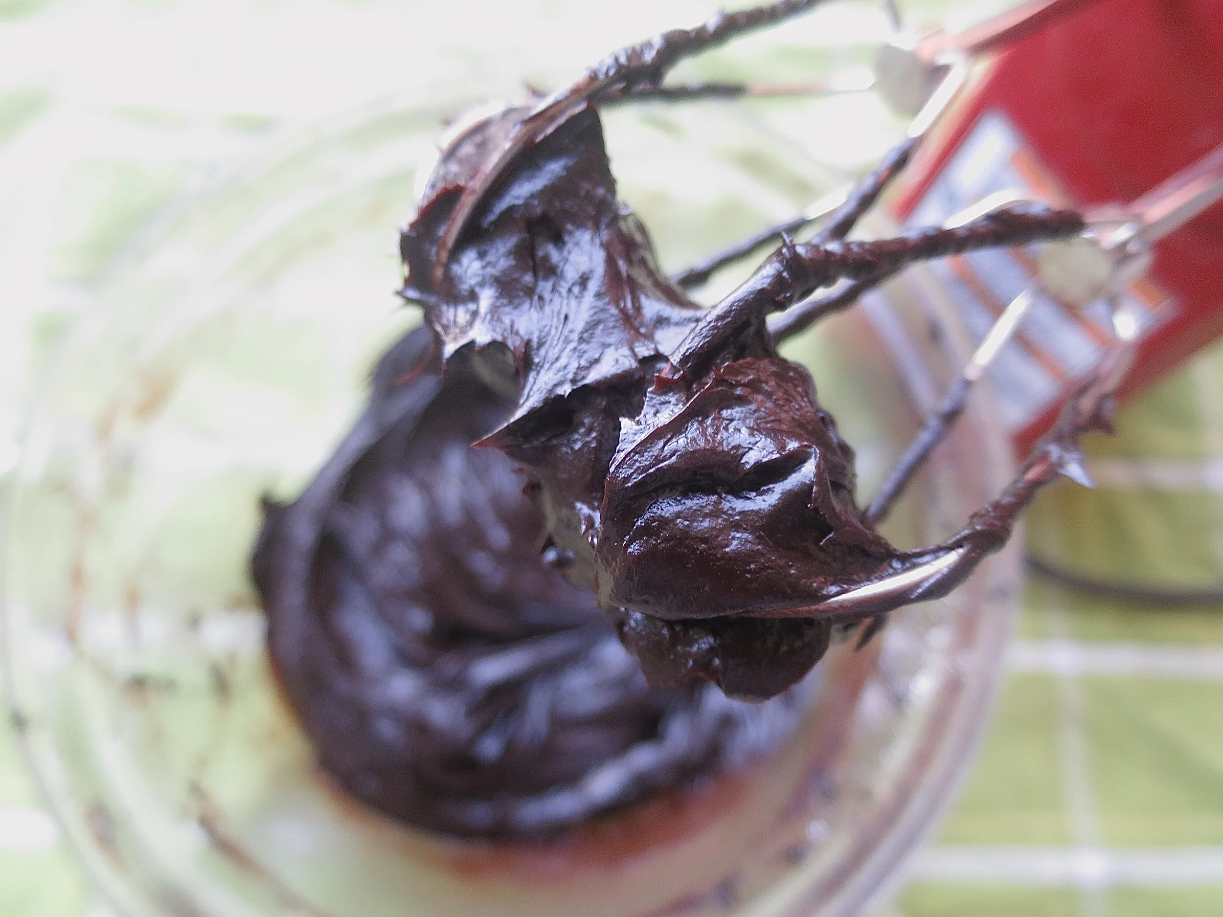 Mocha Frosting (vegan + oil-free)