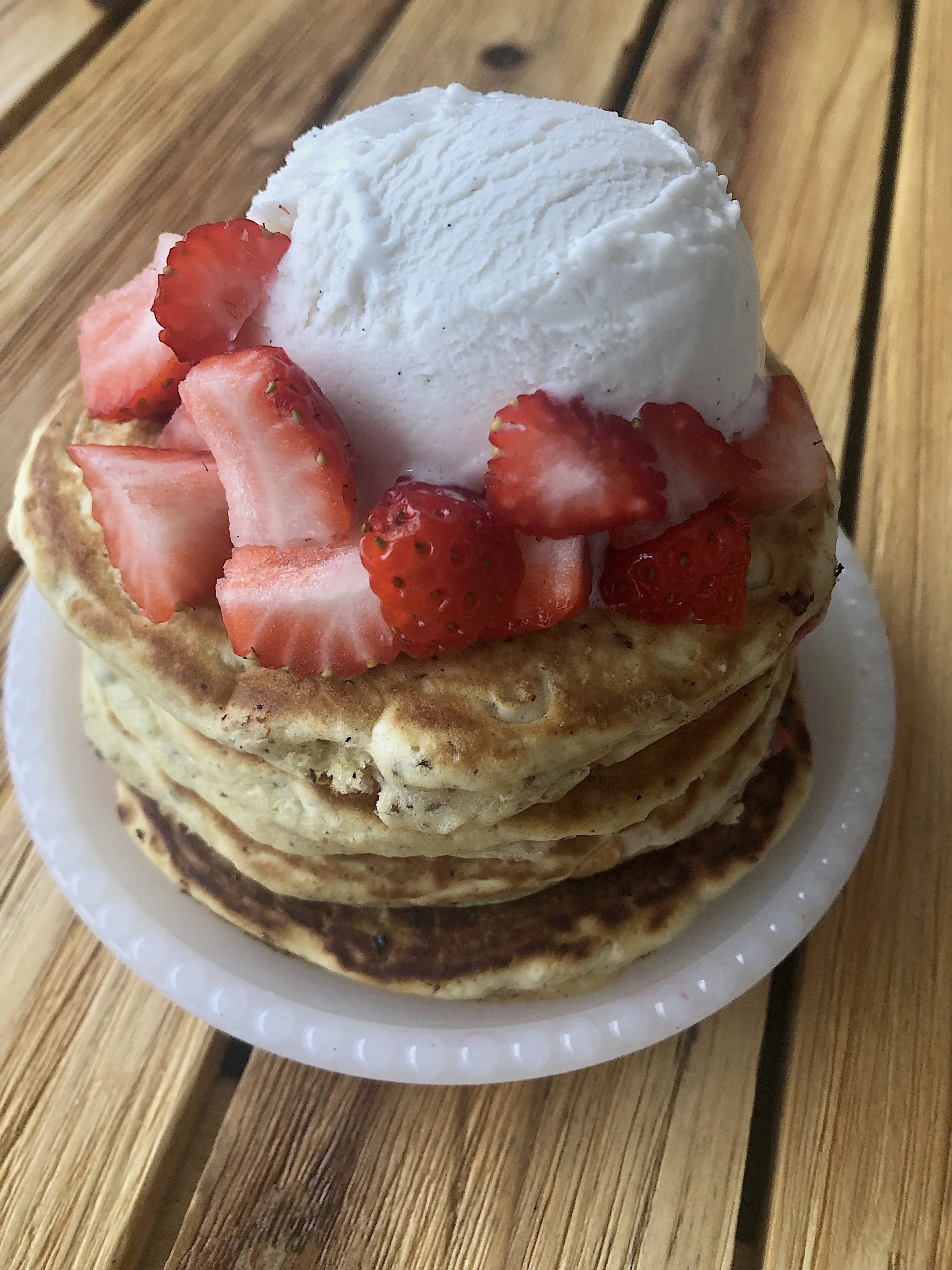 Strawberries 'n Cream Pancakes (vegan + oil-Free)