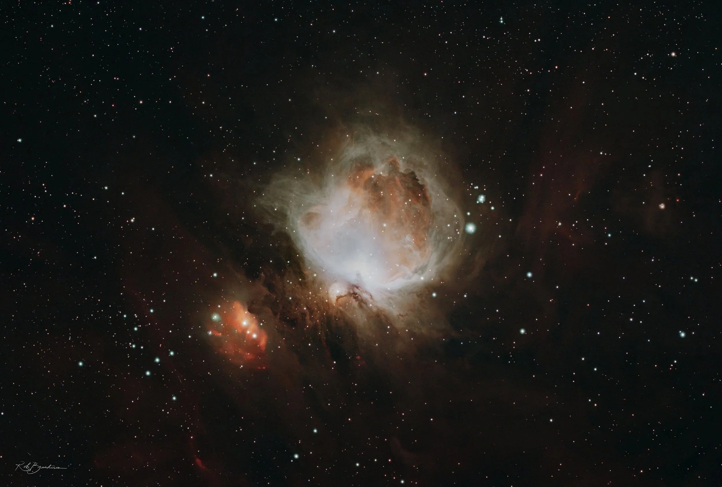 Orion Nebula (M42) 

ABOUT:  The Orion Nebula (M42) is Earth's closest large star-forming region, visible to the naked eye in the constellation Orion, acting as a stellar nursery where thousands of new stars, including the hot Trapezium cluster, are 