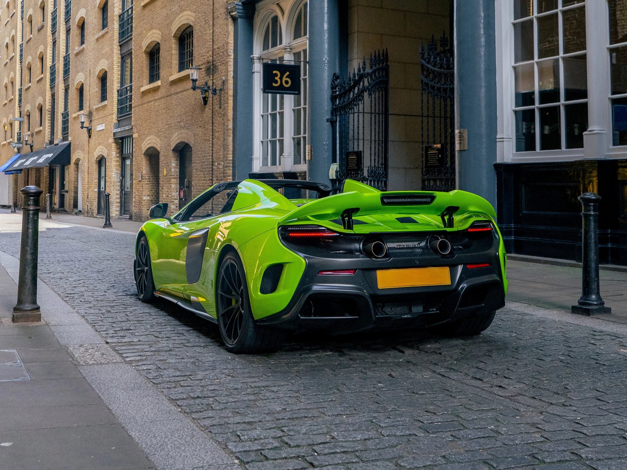 675LT Spider