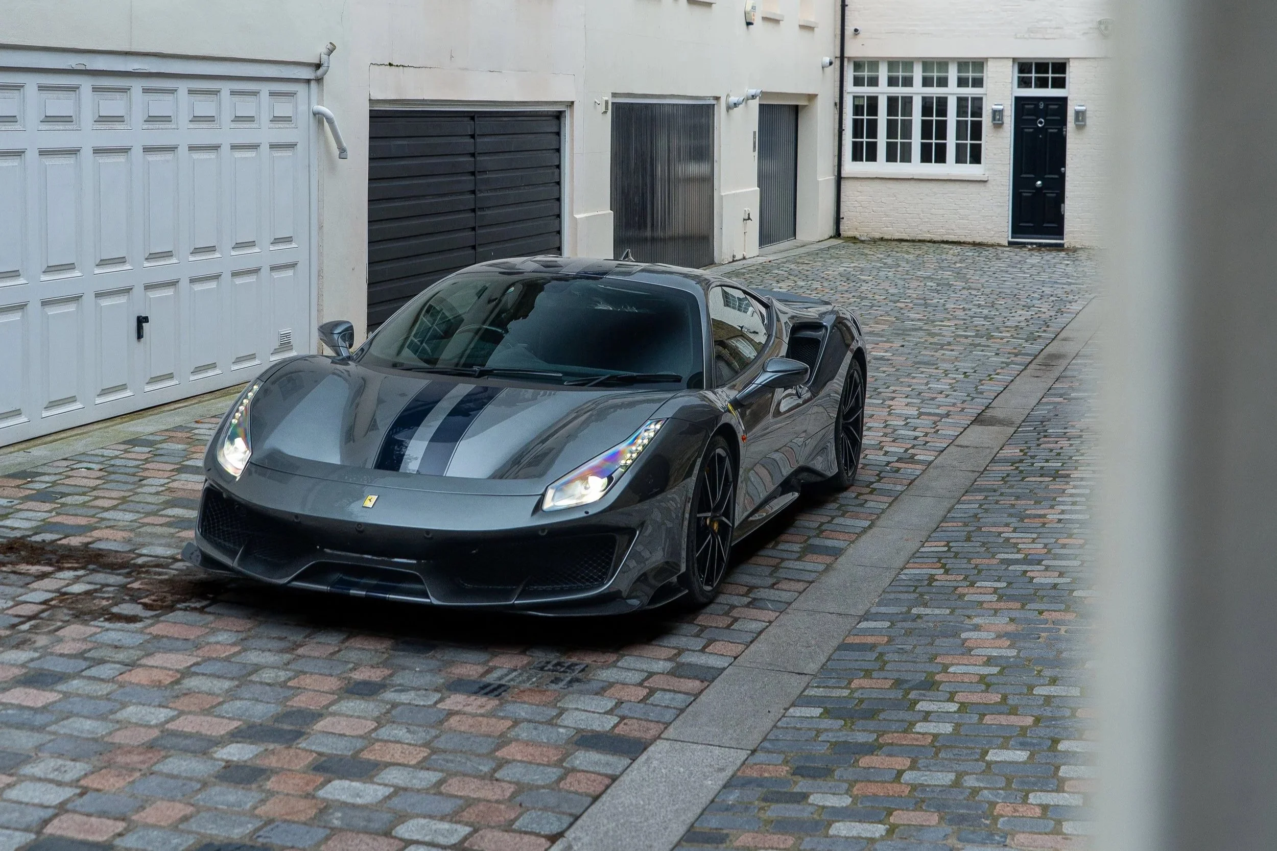 Grigio Silverstone 488 Pista
