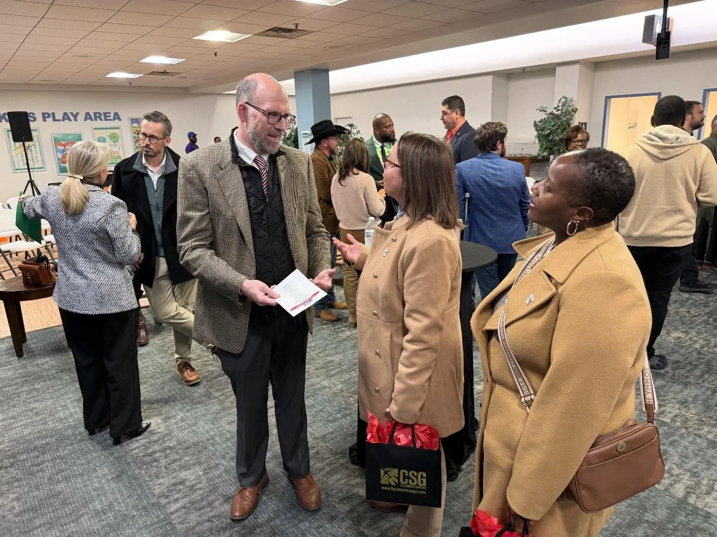 It was a joy to celebrate the grand reopening of the Columbus Airport today. ✈️
While I was there, I felt the spark of what this means for our city&mdash;stronger business connections, easier travel, and a fresh wave of economic energy ready to roll 