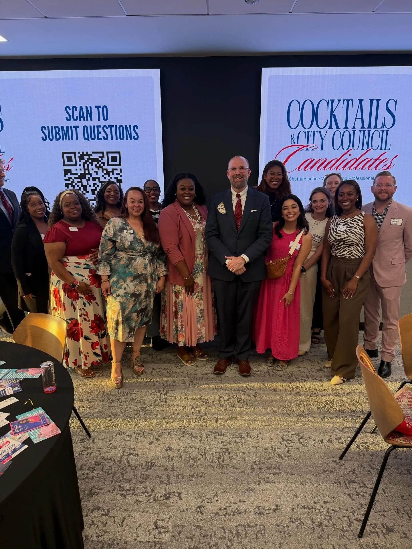 It was a wonderful evening meeting with the many Young Professionals of Columbus to share my vision about what&rsquo;s next for our city. Thank you for having me at Cocktails and Candidates. I left feeling energized about what we can build together f