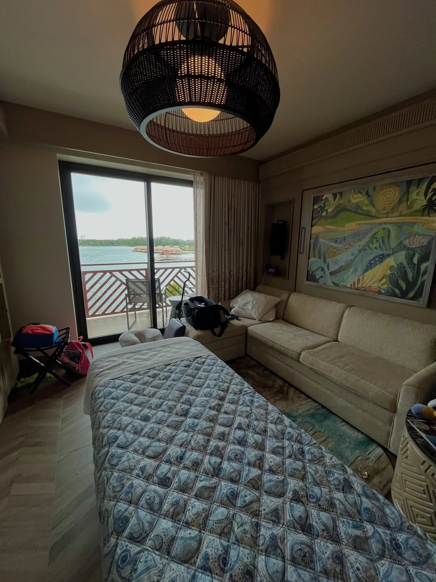 Wellness delivered, wherever you are.

📍 Island Tower at Disney&rsquo;s Polynesian Villas &amp; Bungalows

#MobileMassage #MassageTherapy #SelfCare #Wellness #DeliveredToYourDoor #WaltDisneyWorld #IslandTower #RunDisney #PostEventMassage #DisneysPol