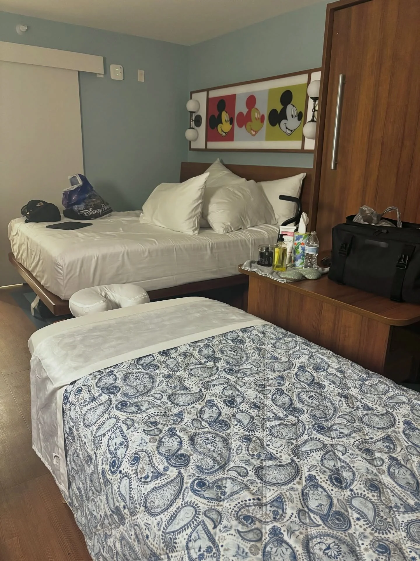 Invest in some &lsquo;you&rsquo; time today.

📍Disney&rsquo;s Pop Century Resort

📱407-504-1532

#mobilemassage #thingstodoatdisney #massagetherapist #massage #relax