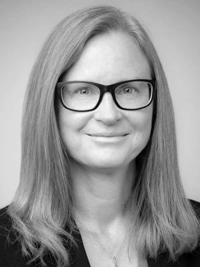 Headshot of Glenda Crisp