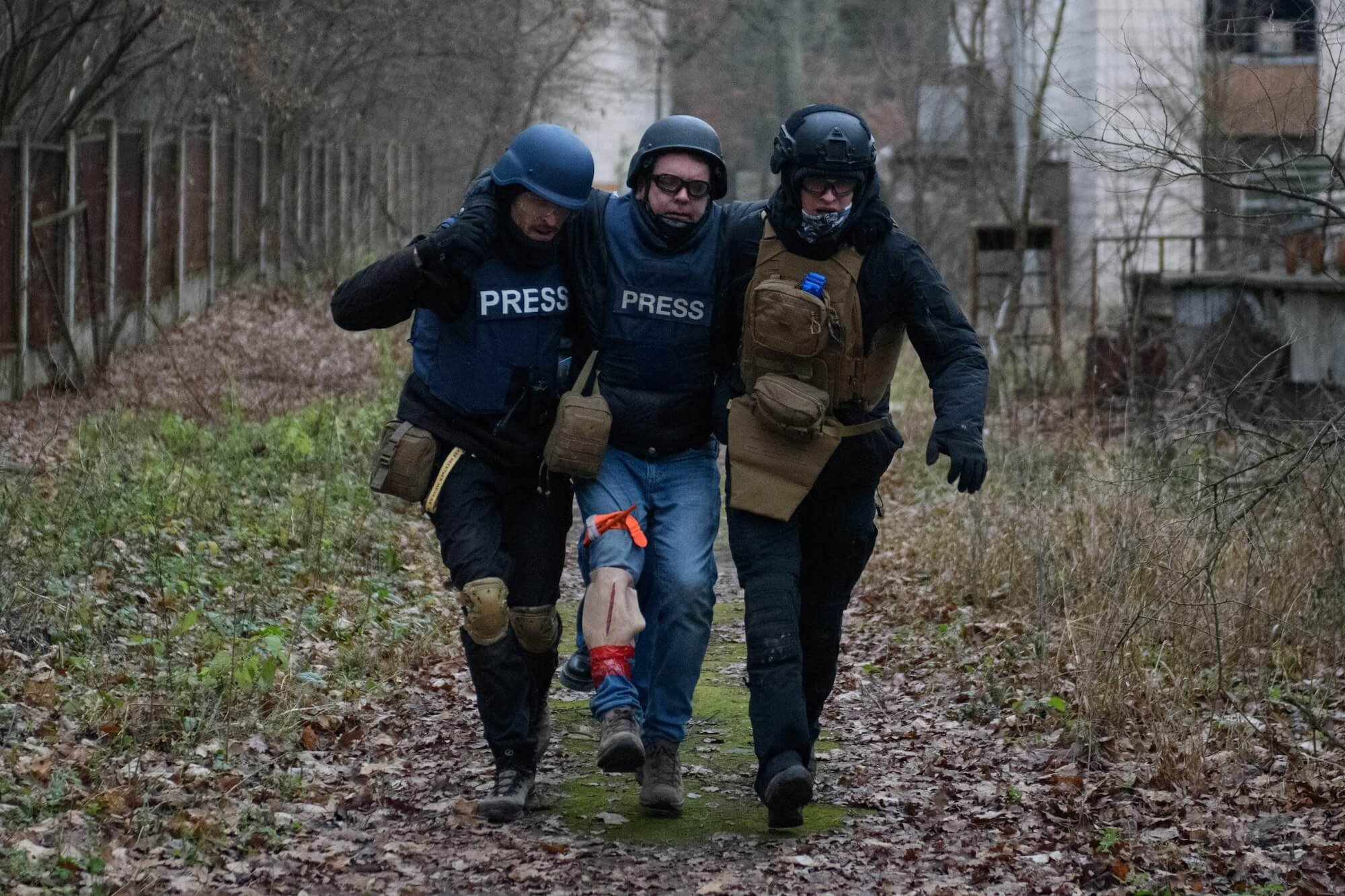 Ukrainian Journalists Learn How To Report During A Drone Attack