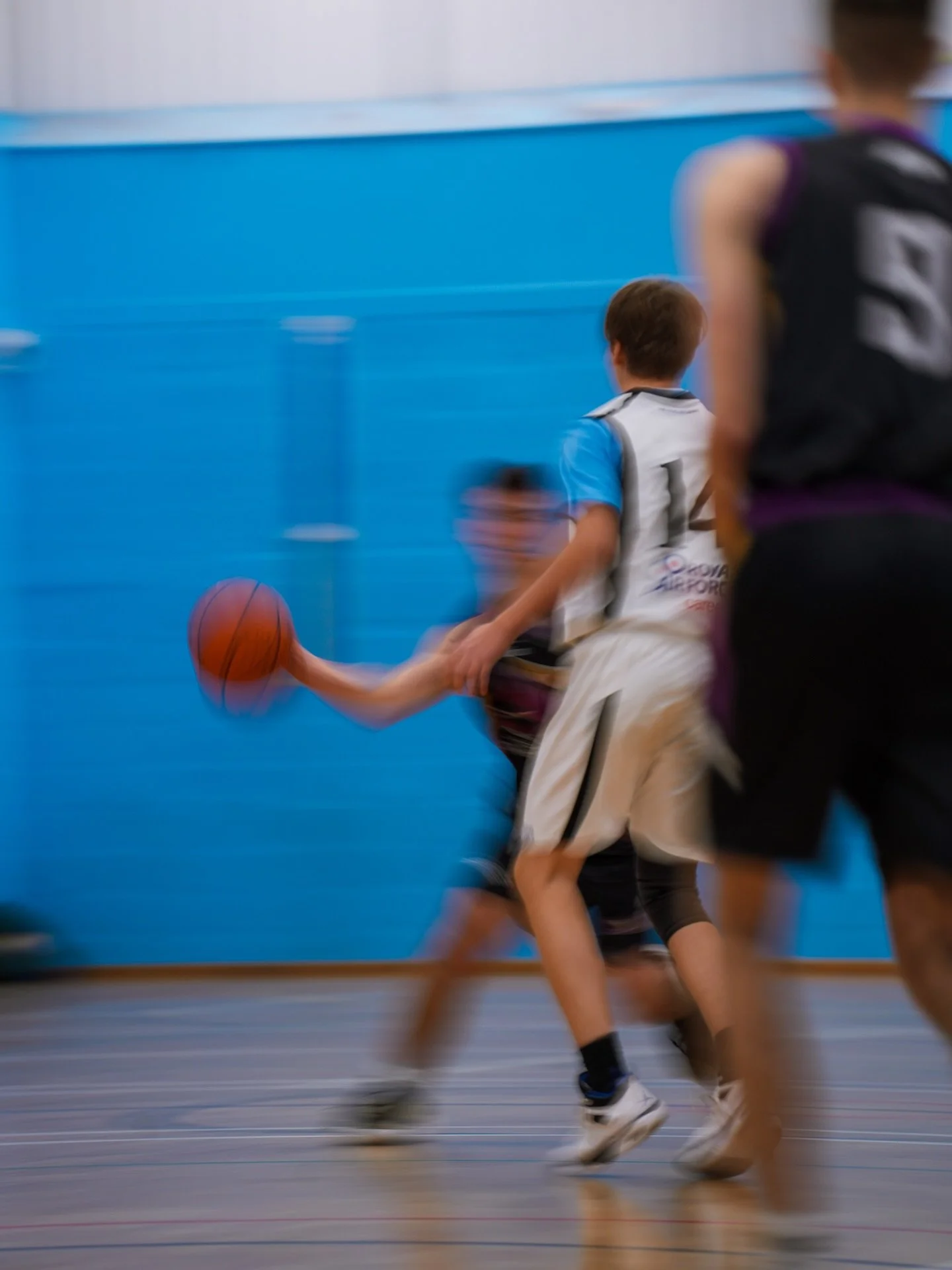 Anyone else missing the league season?

Senior training gets going again in less than a month, while our U17s continue regular Sunday sessions with Coach Alan ahead of YBL trials in June and July!

#PhantomsBasketball #AshbySport