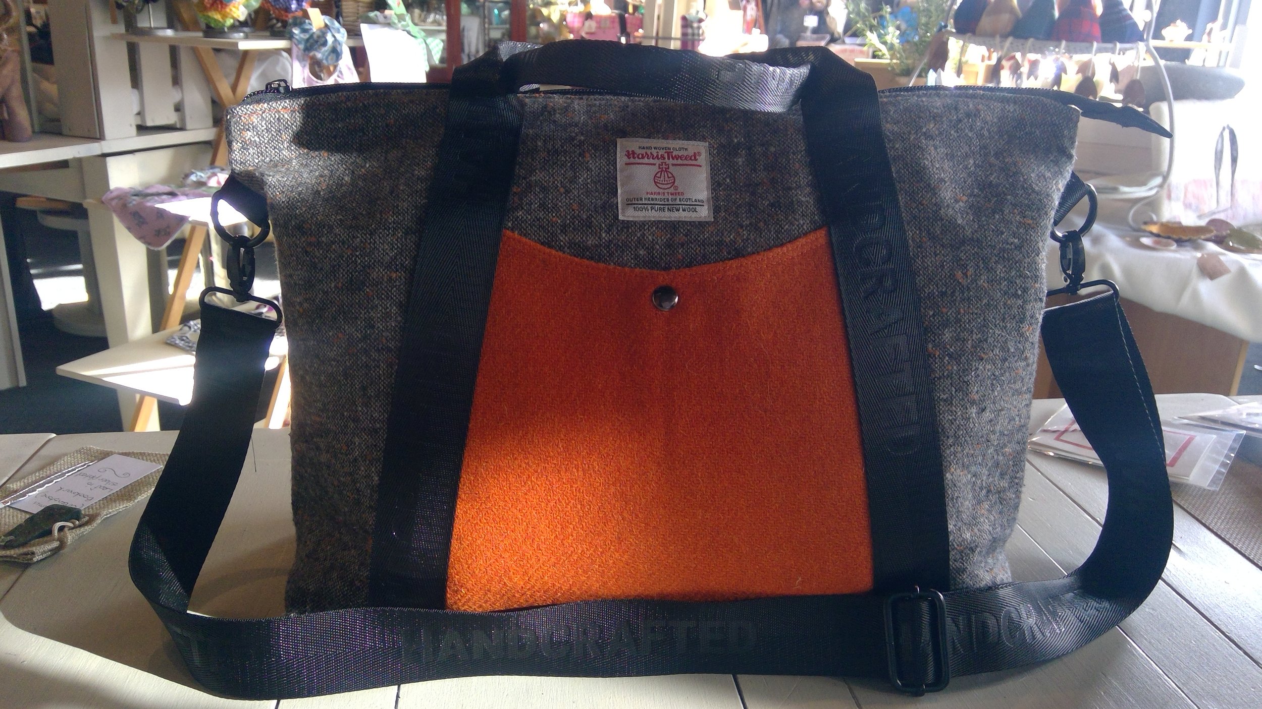 Harris Tweed®  Large Tote - Flecky with orange pkt